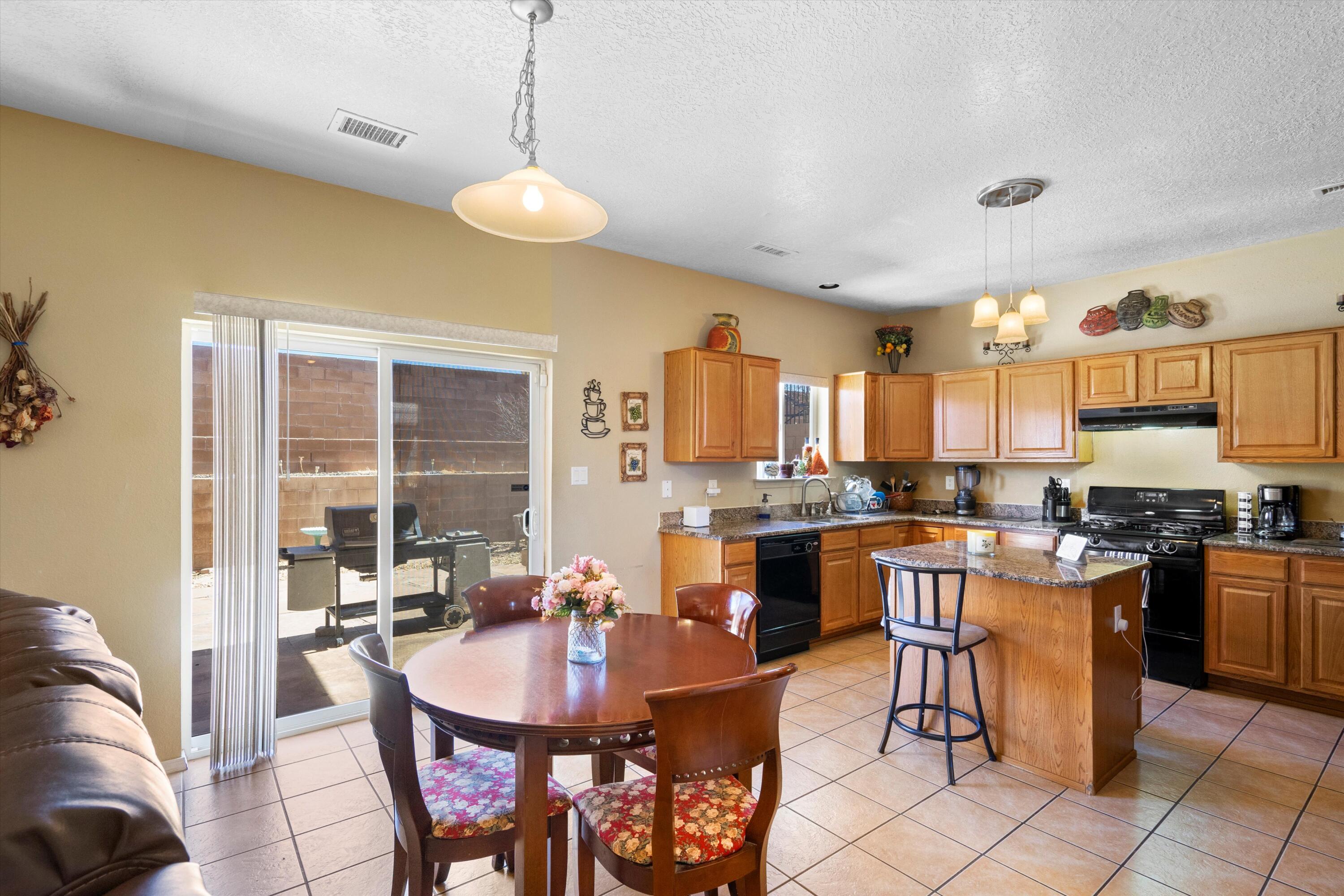 1267 Mirador Loop NE