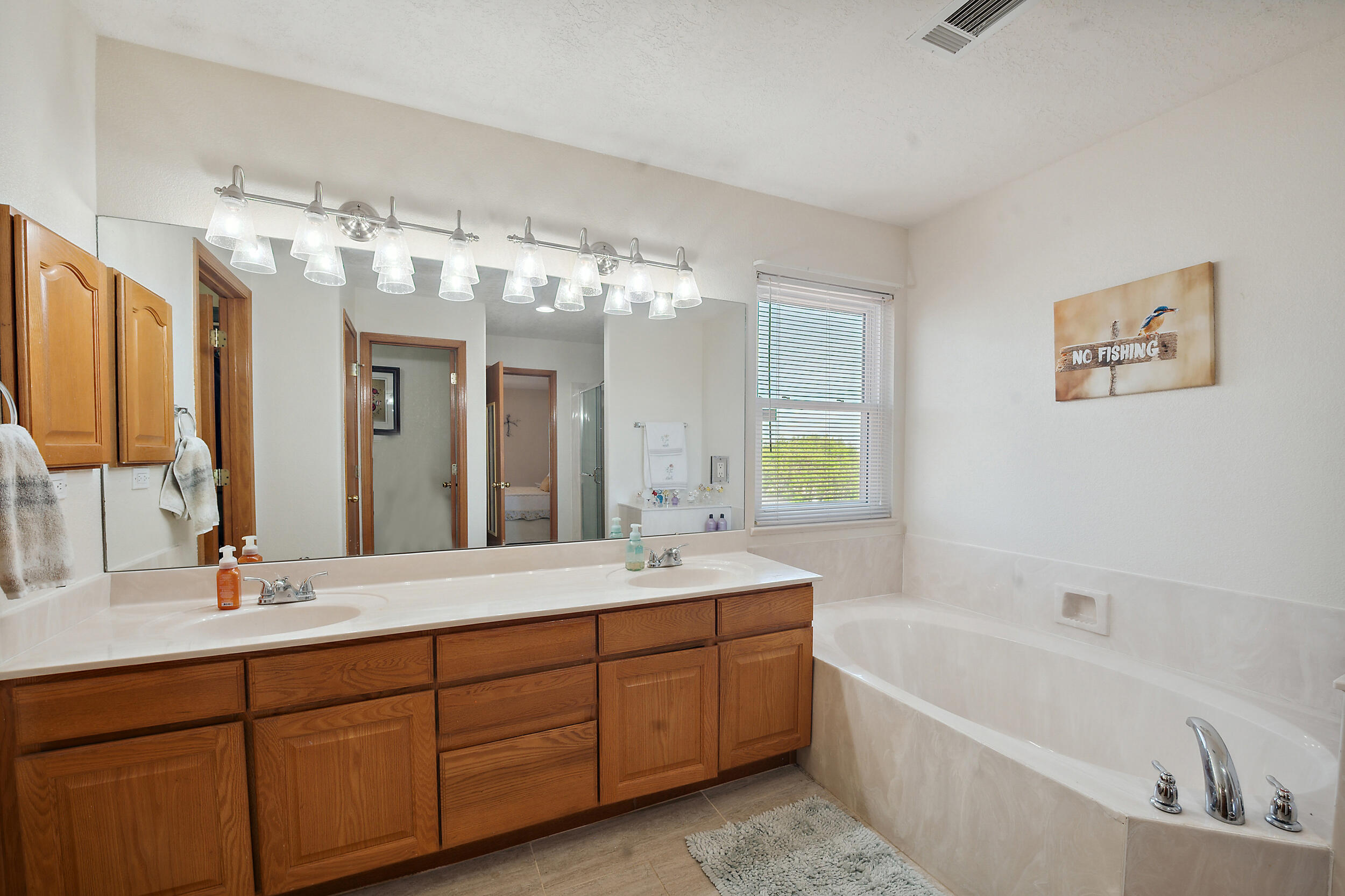 4540 Habershaw Road NW