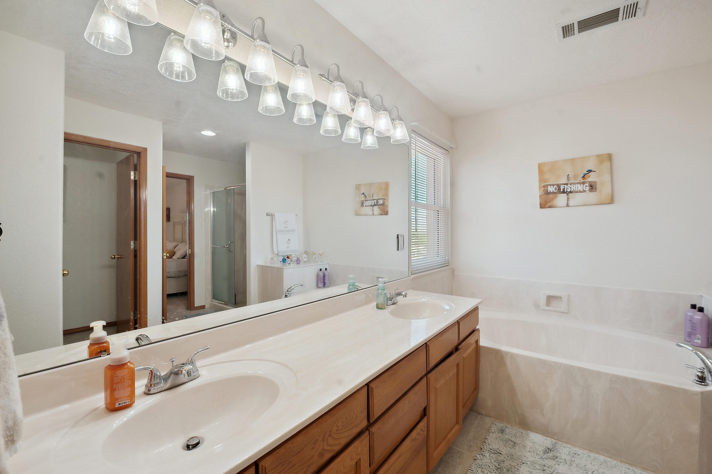 4540 Habershaw Road NW