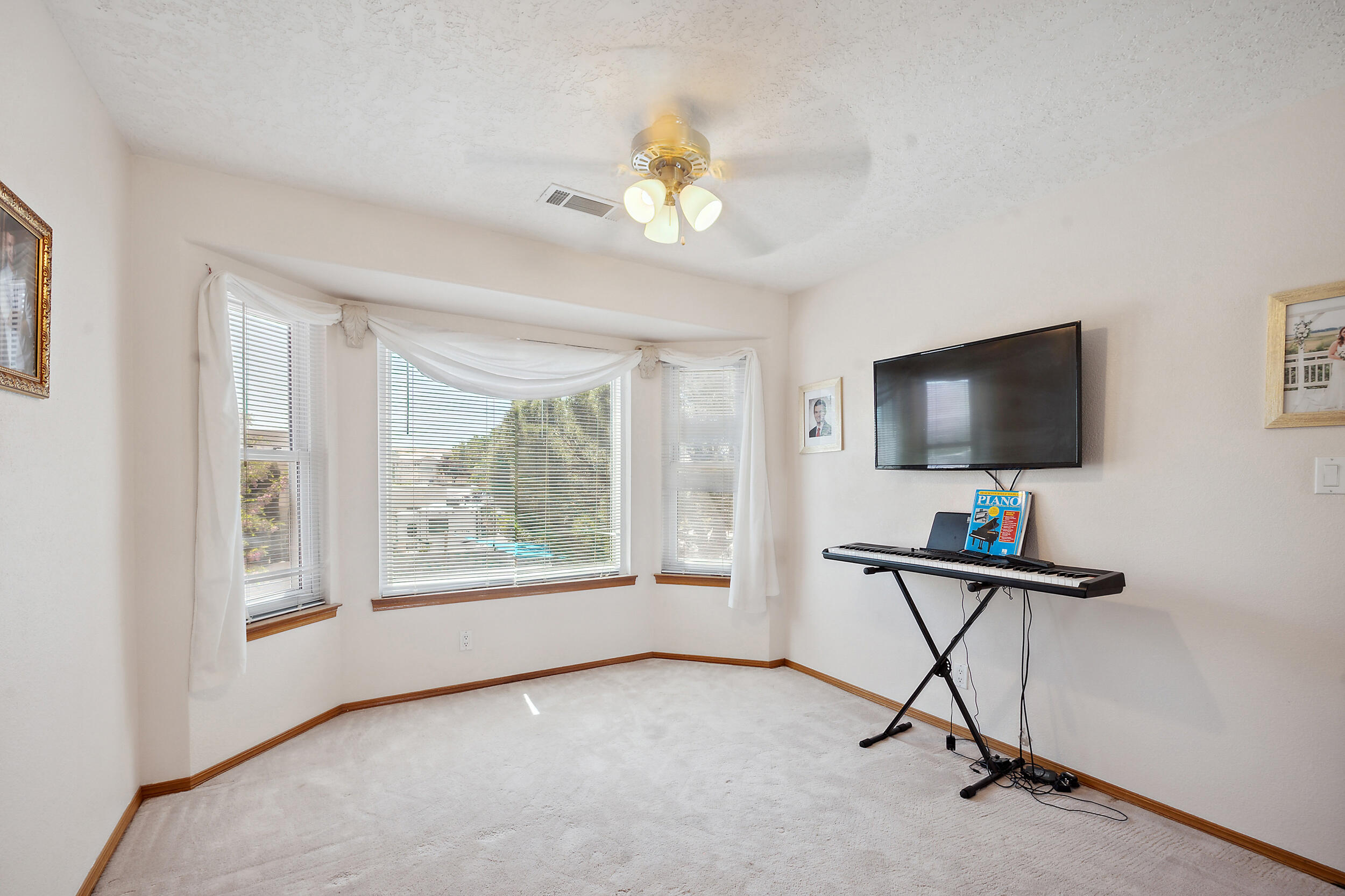 4540 Habershaw Road NW