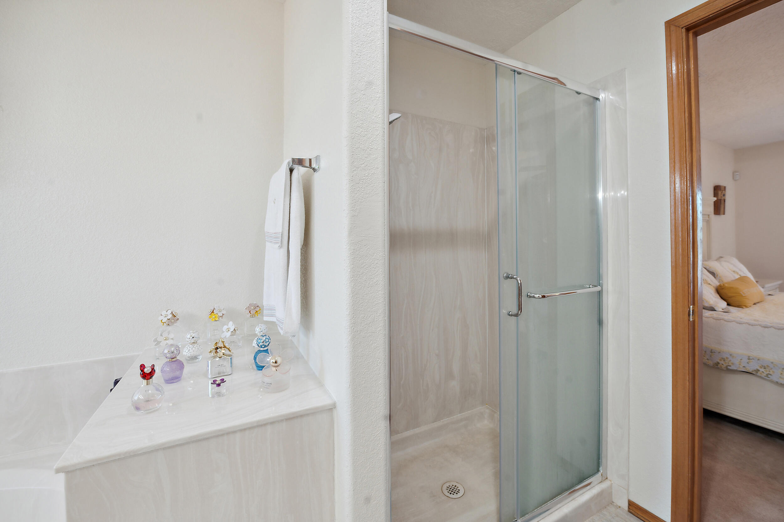 4540 Habershaw Road NW