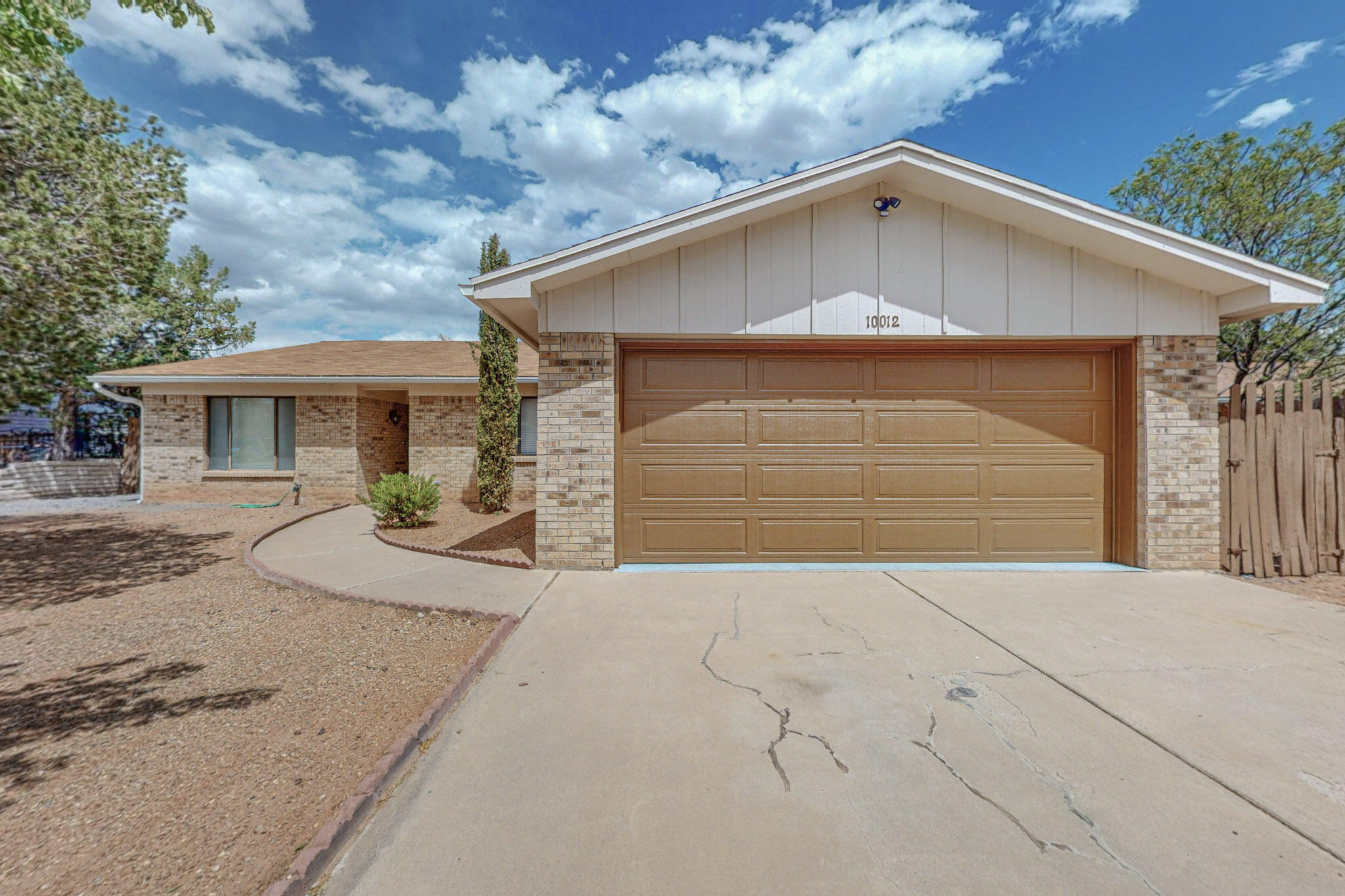 10012 Chantilly Road NW