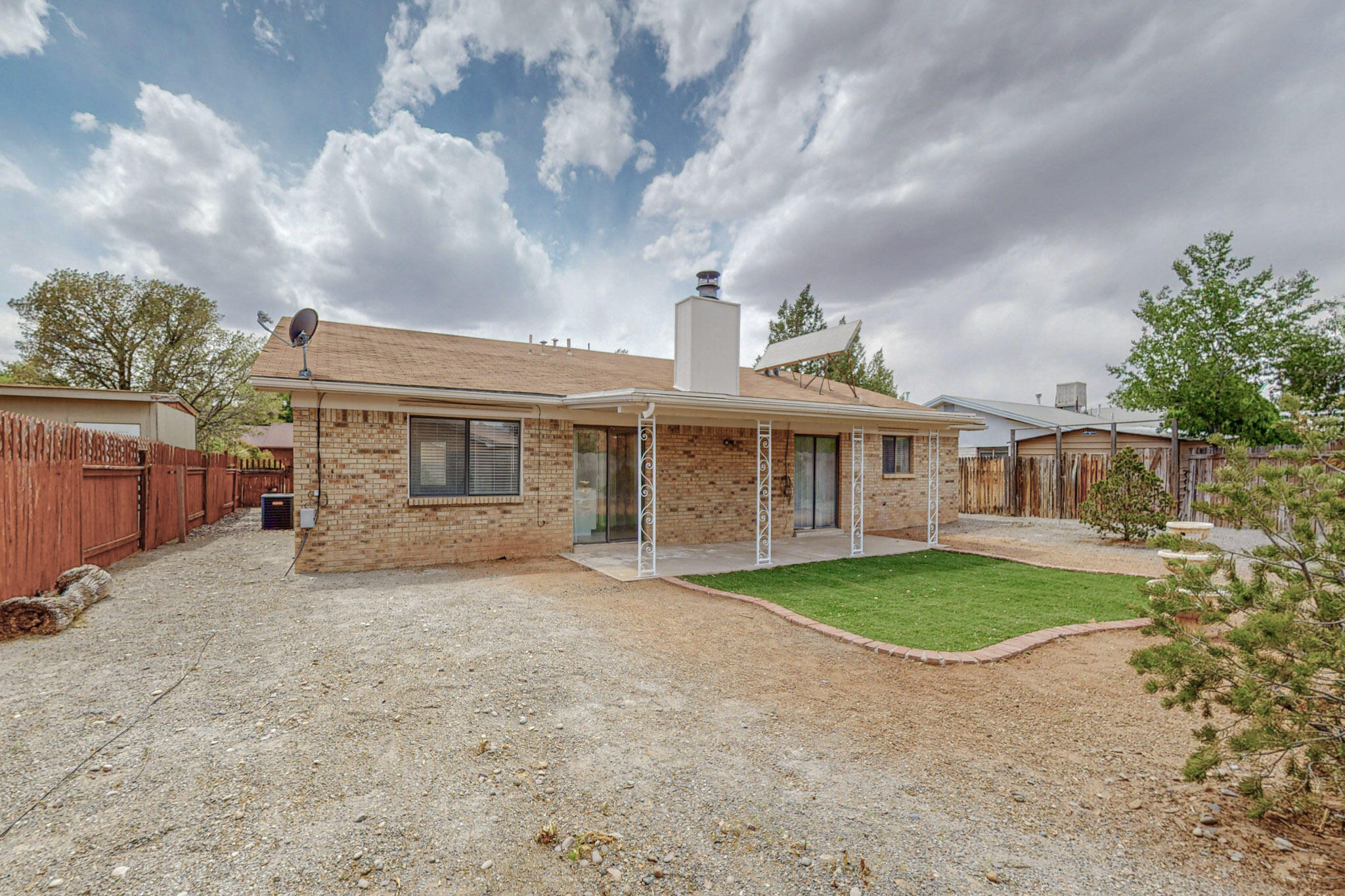 10012 Chantilly Road NW