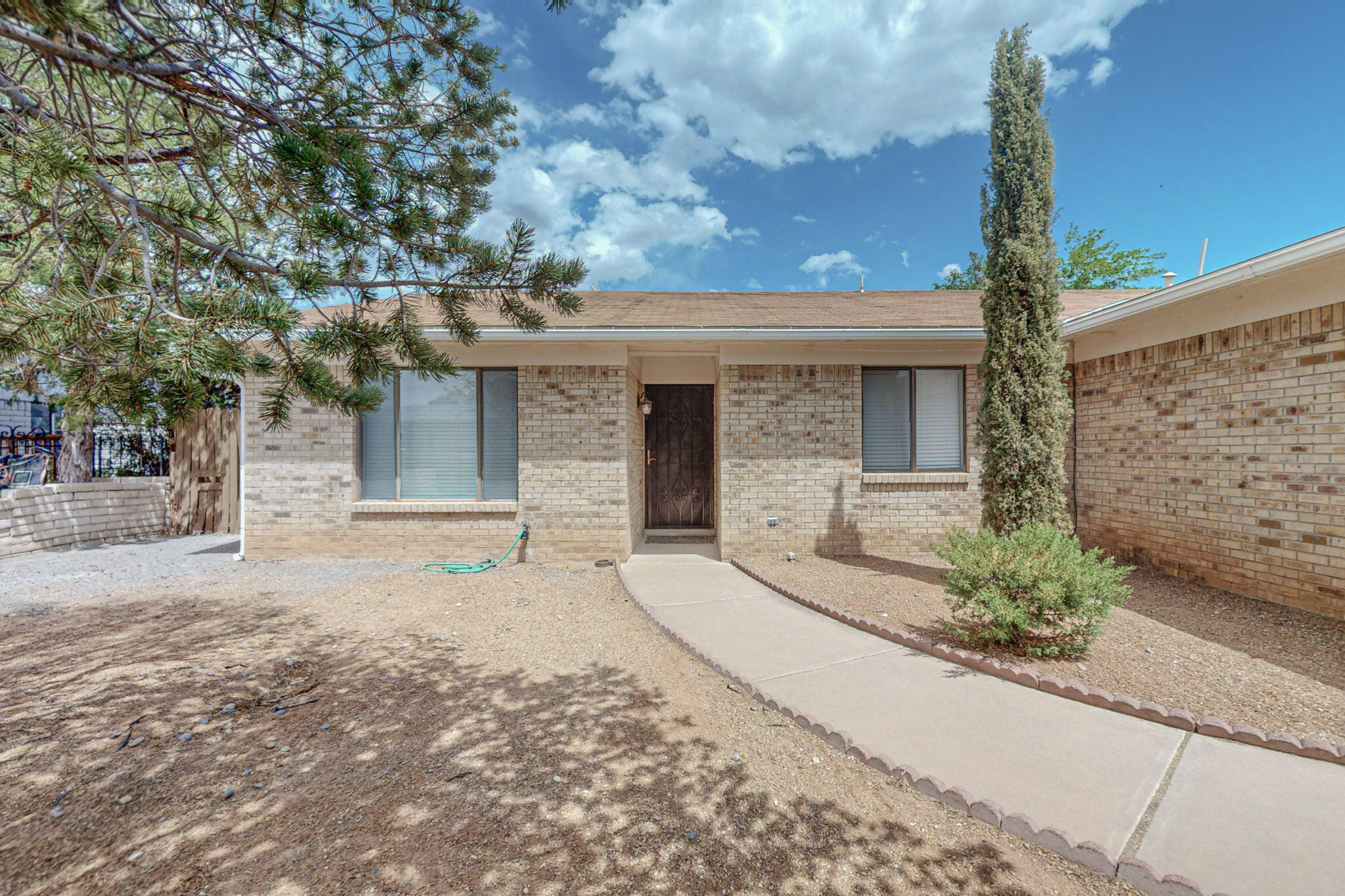 10012 Chantilly Road NW