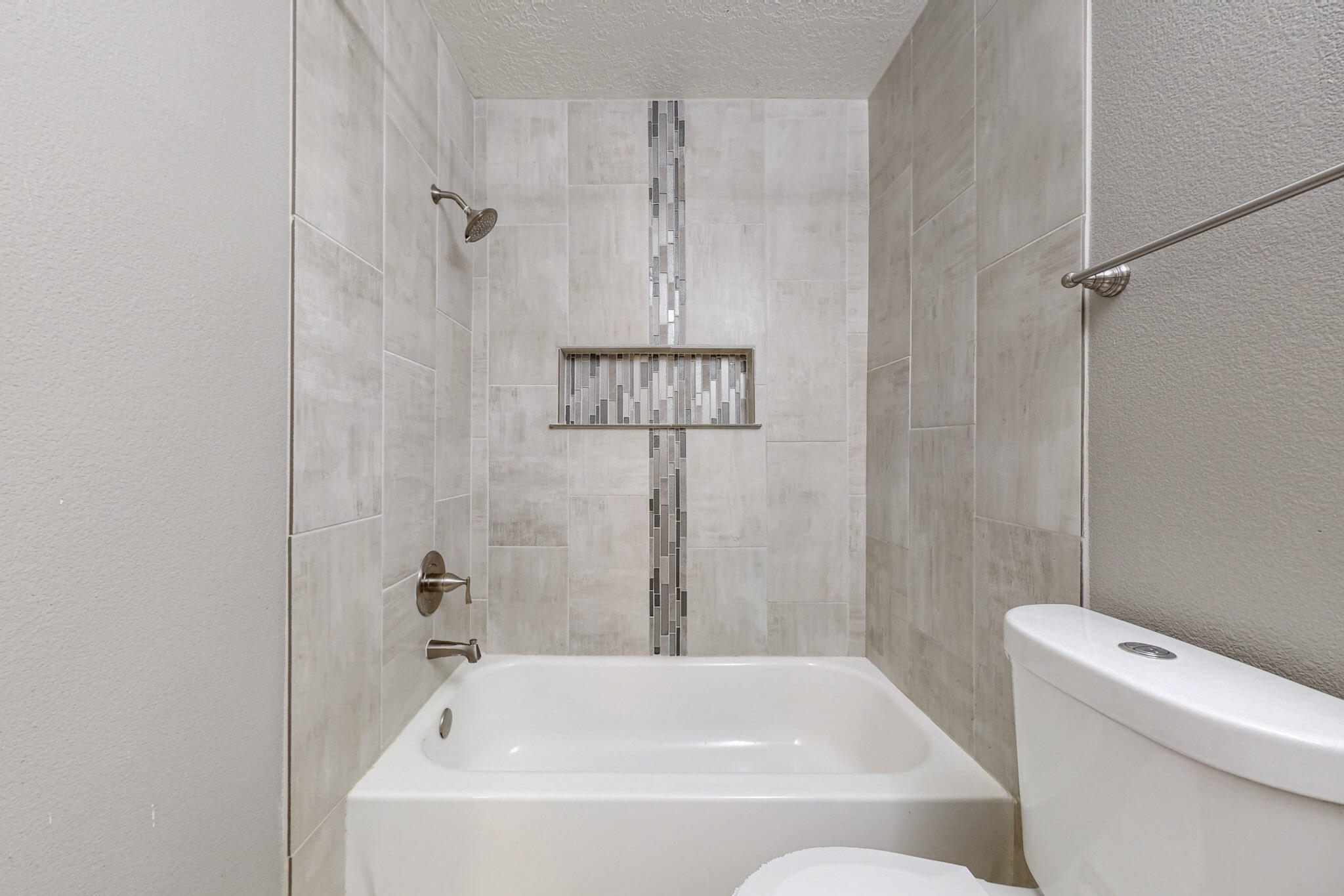 10012 Chantilly Road NW