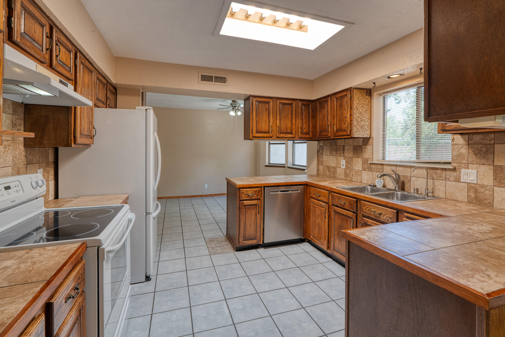 6426 Concordia Road NE