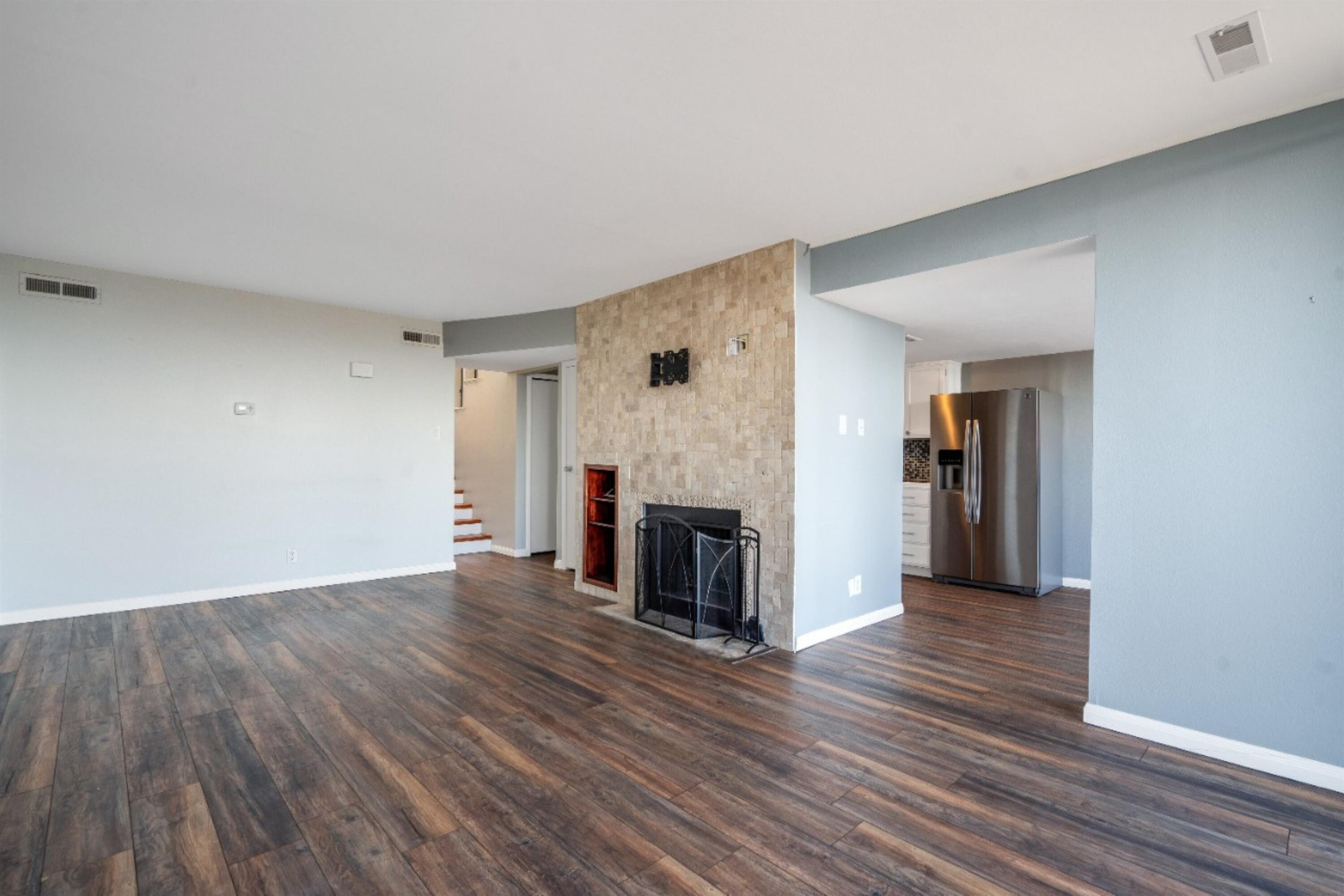 2700 Vista Grande Drive NW 18