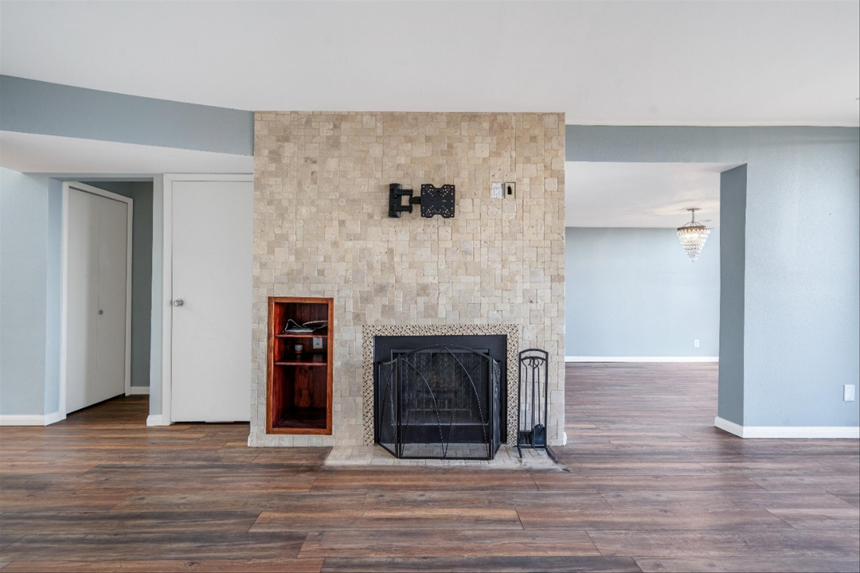 2700 Vista Grande Drive NW 18