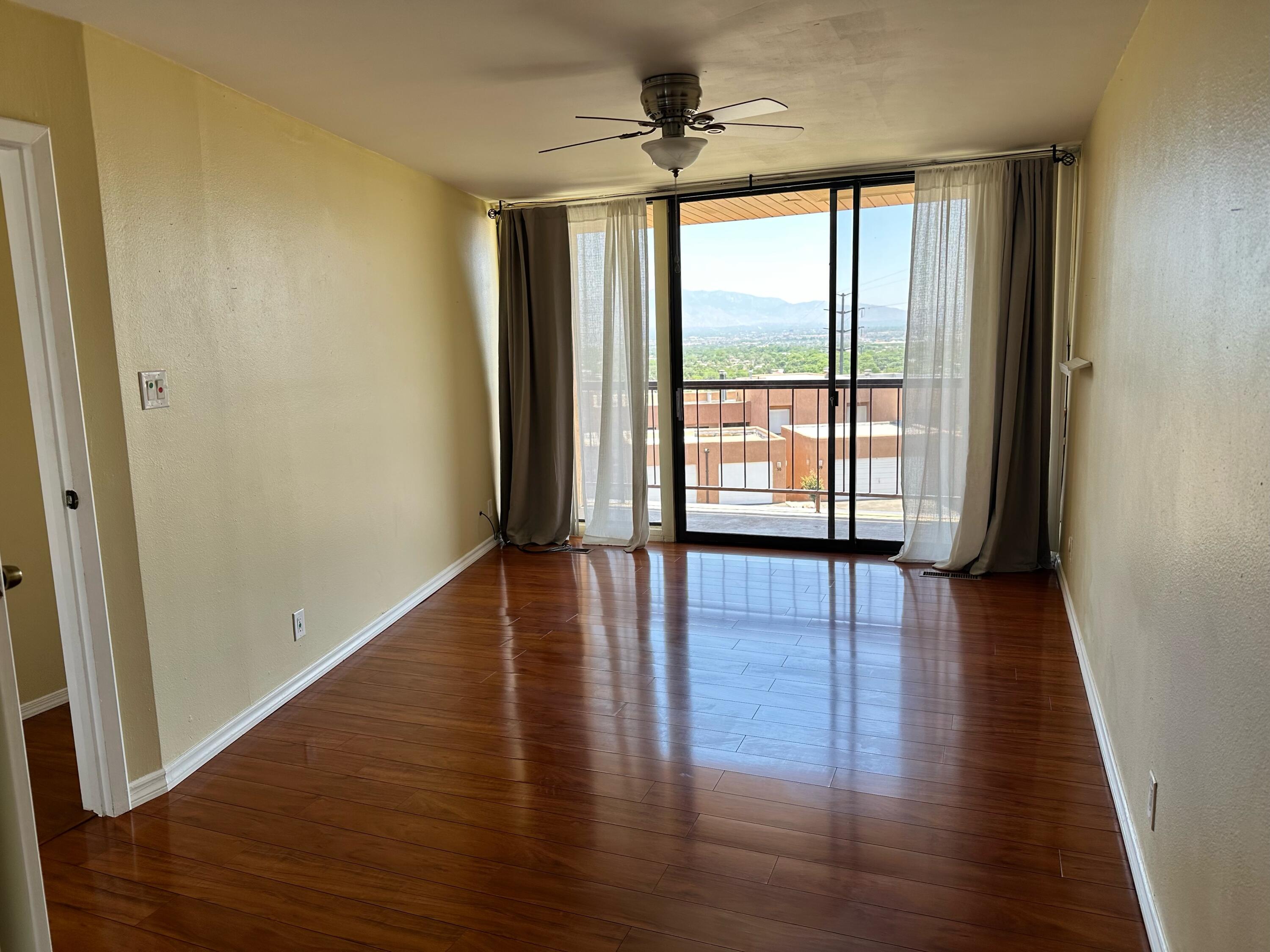 2700 Vista Grande Drive NW 18