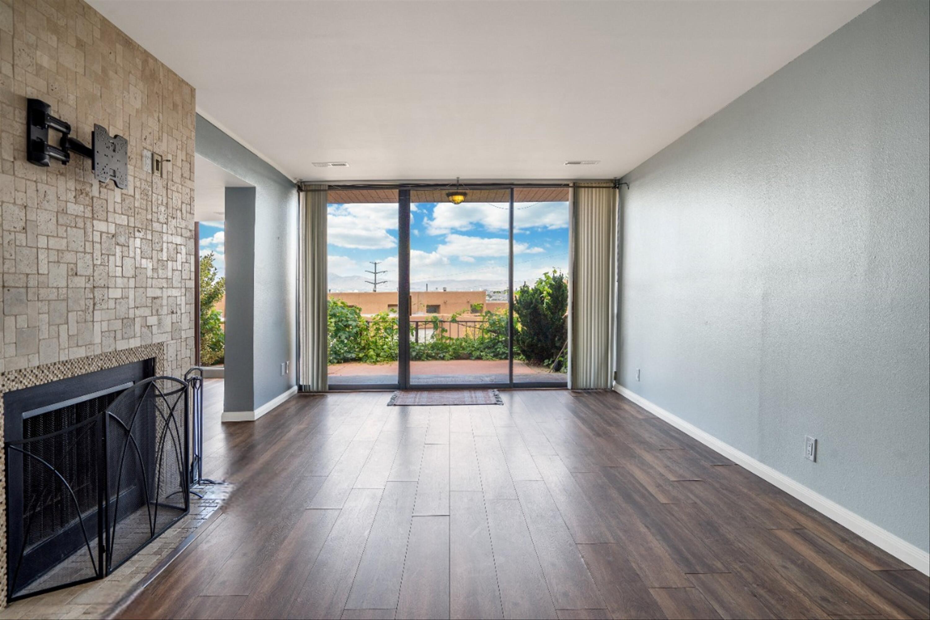 2700 Vista Grande Drive NW 18