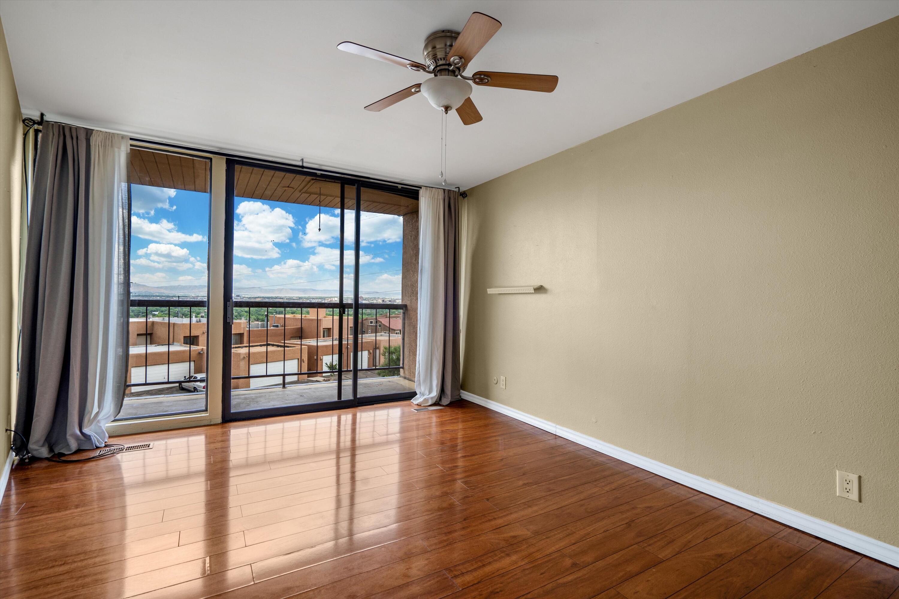 2700 Vista Grande Drive NW 18