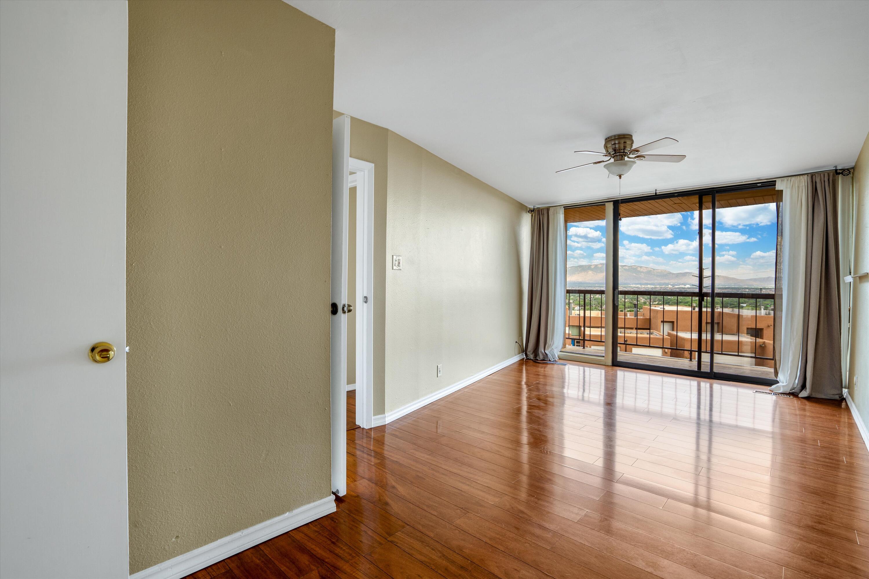 2700 Vista Grande Drive NW 18