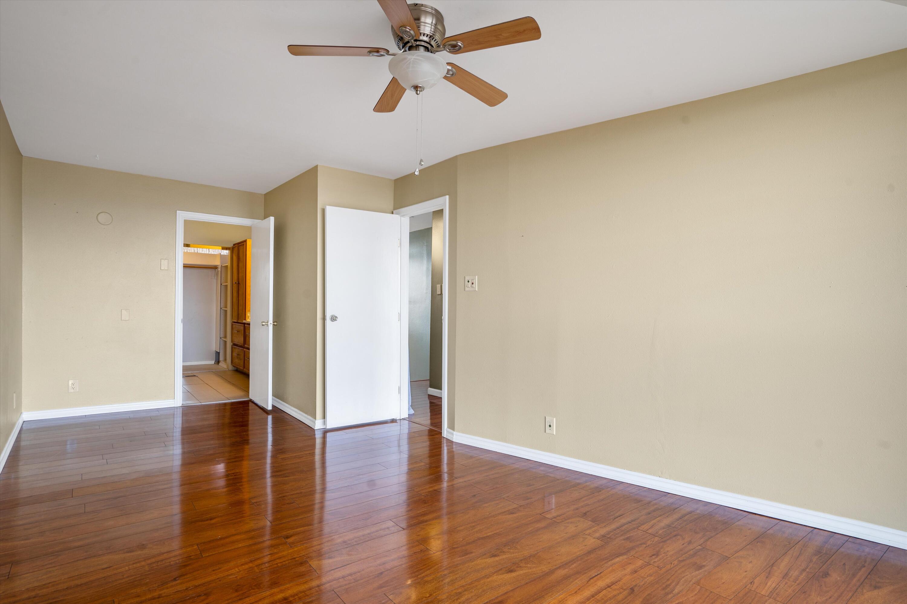 2700 Vista Grande Drive NW 18