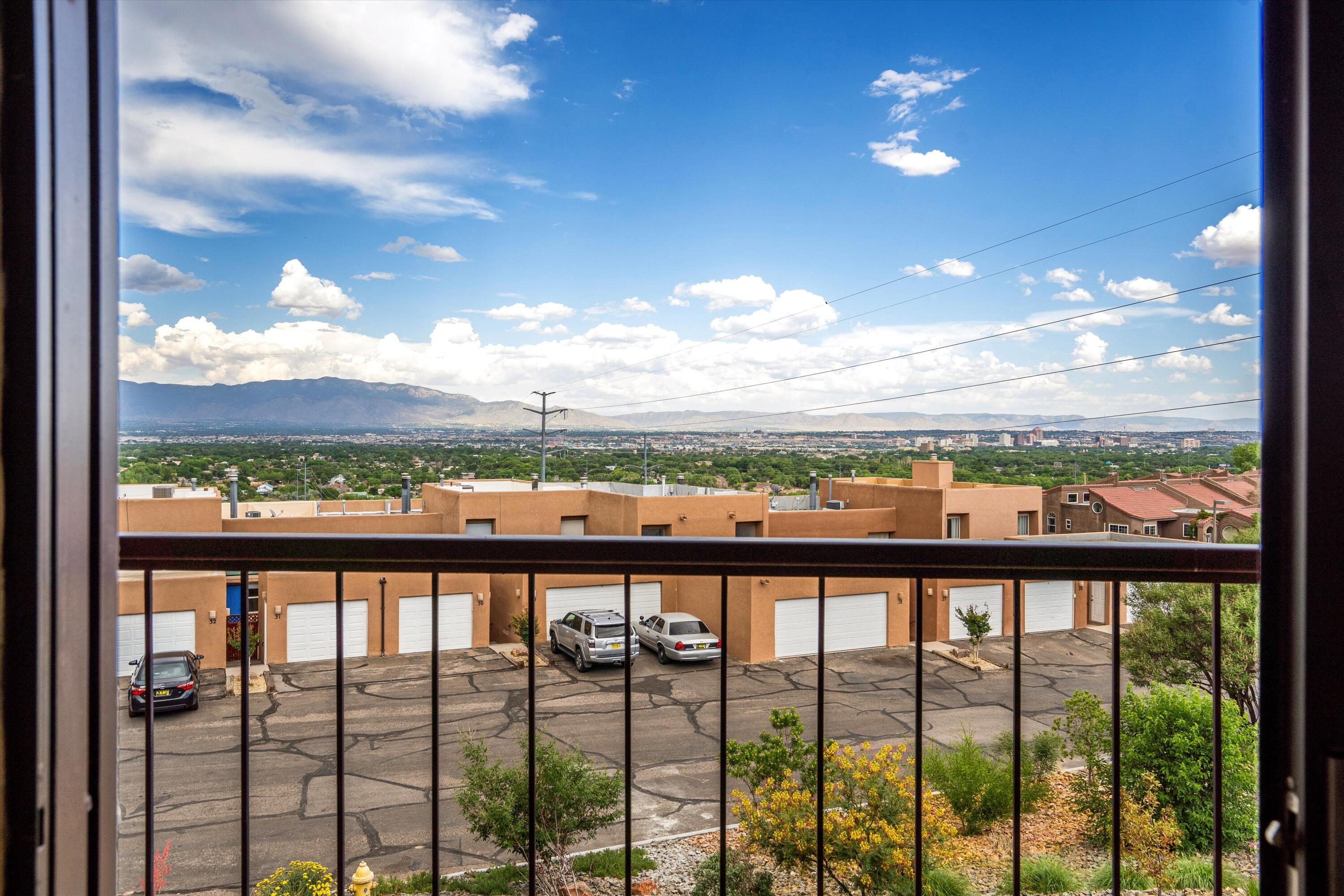 2700 Vista Grande Drive NW 18