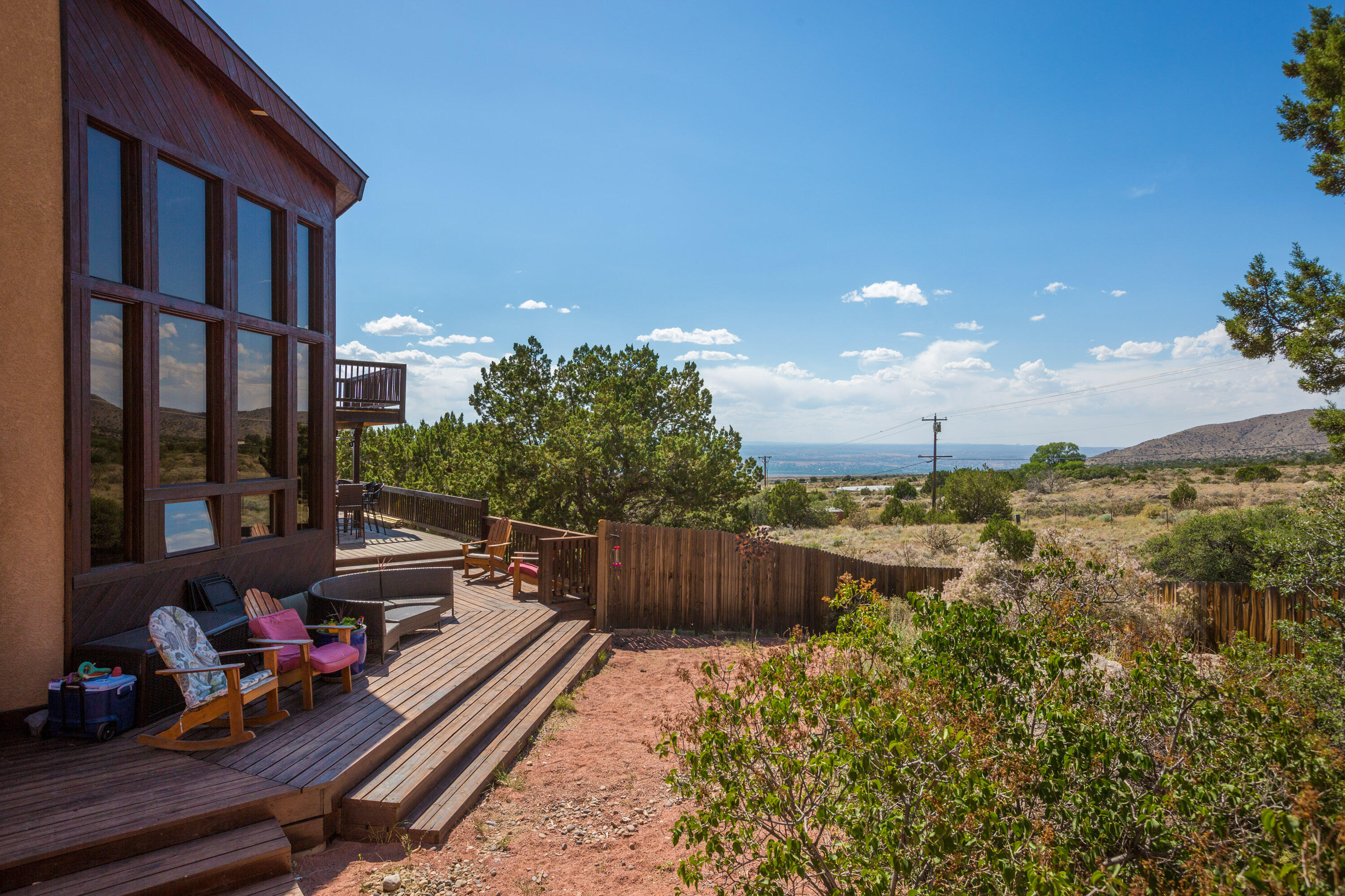 33 Cedar Hill Place NE