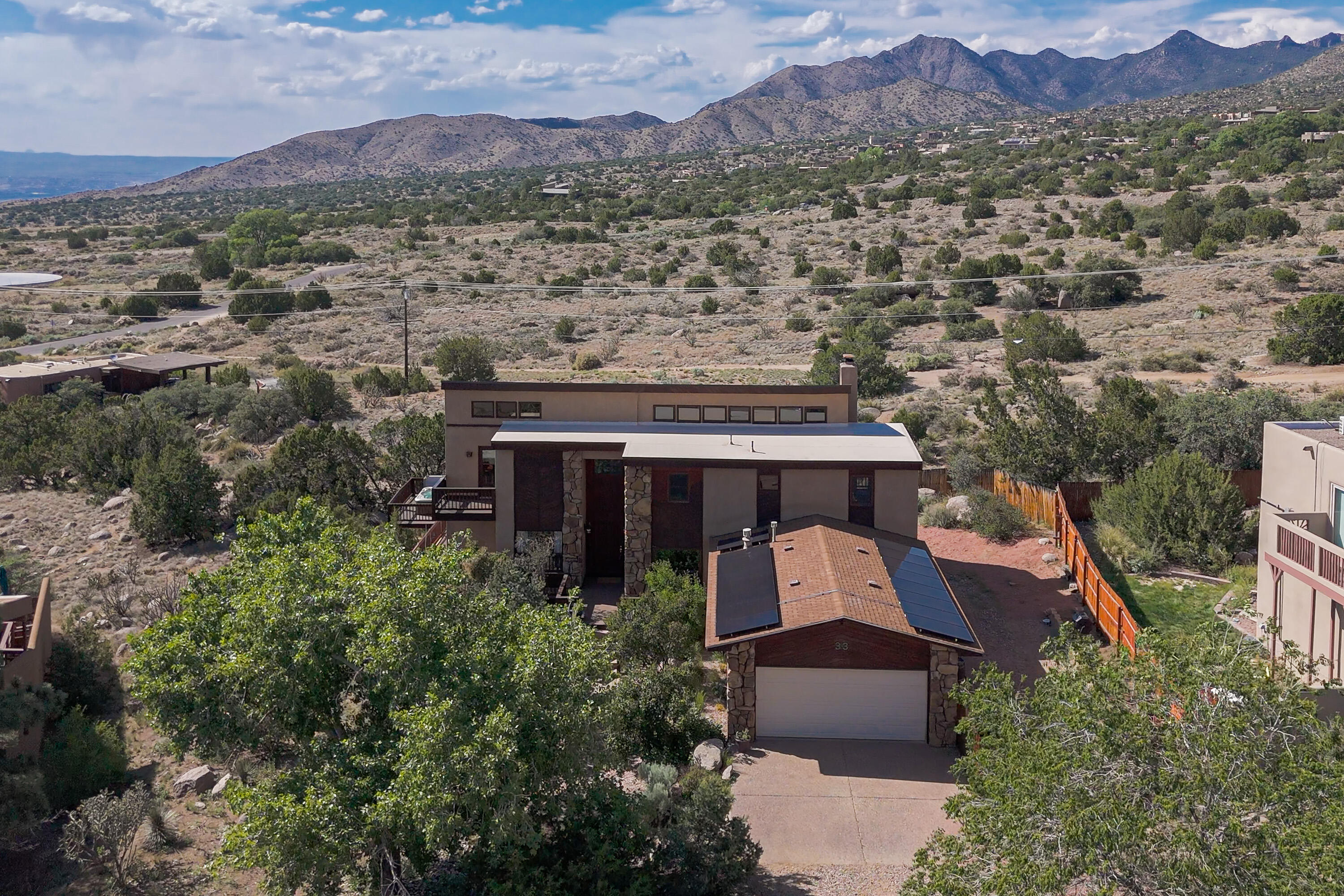 33 Cedar Hill Place NE