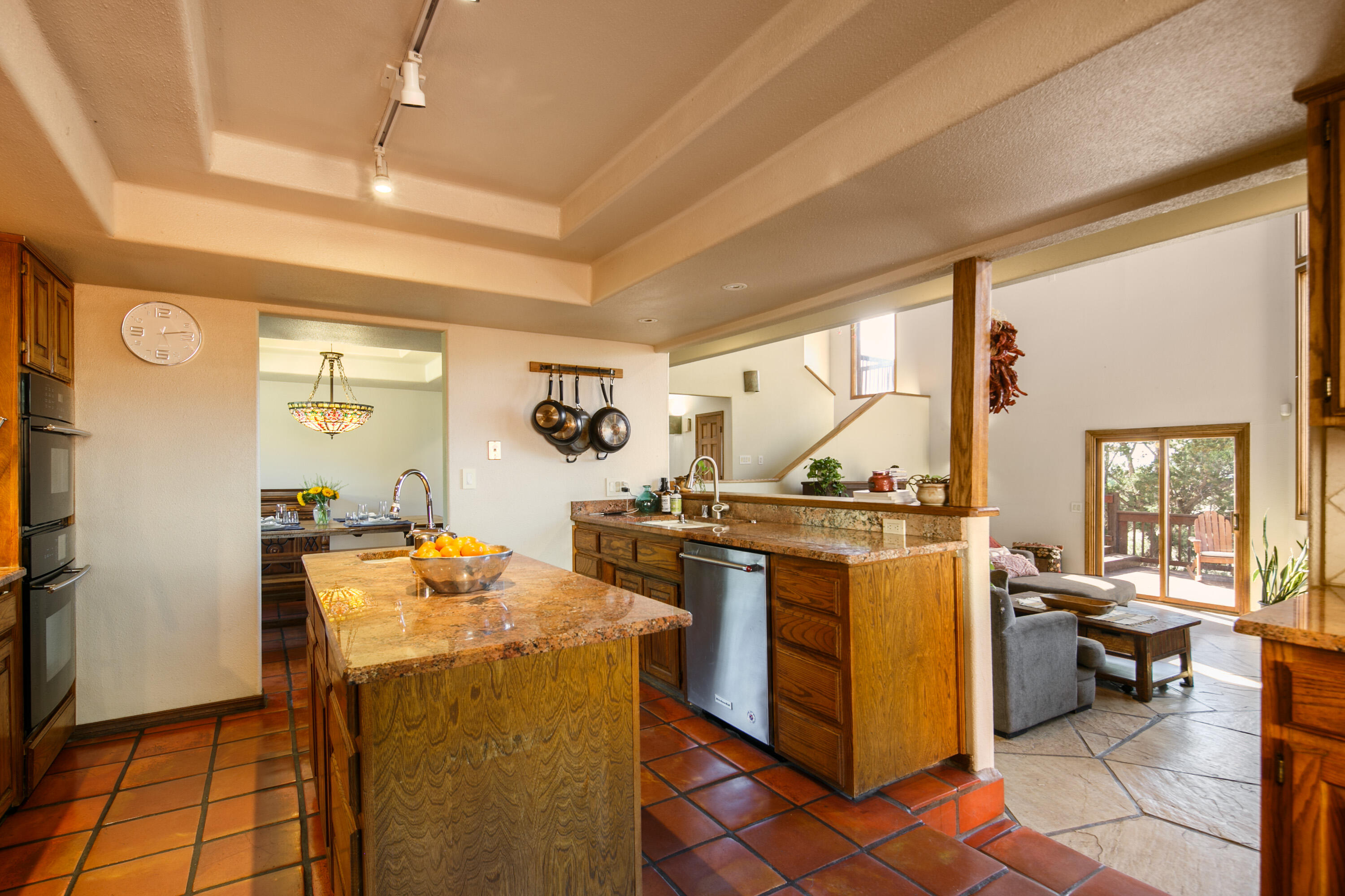 33 Cedar Hill Place NE