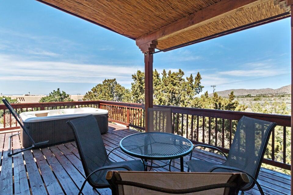 33 Cedar Hill Place NE