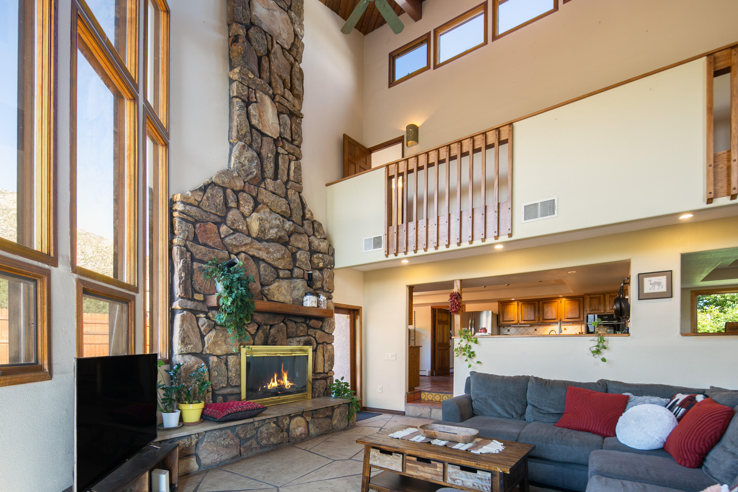 33 Cedar Hill Place NE