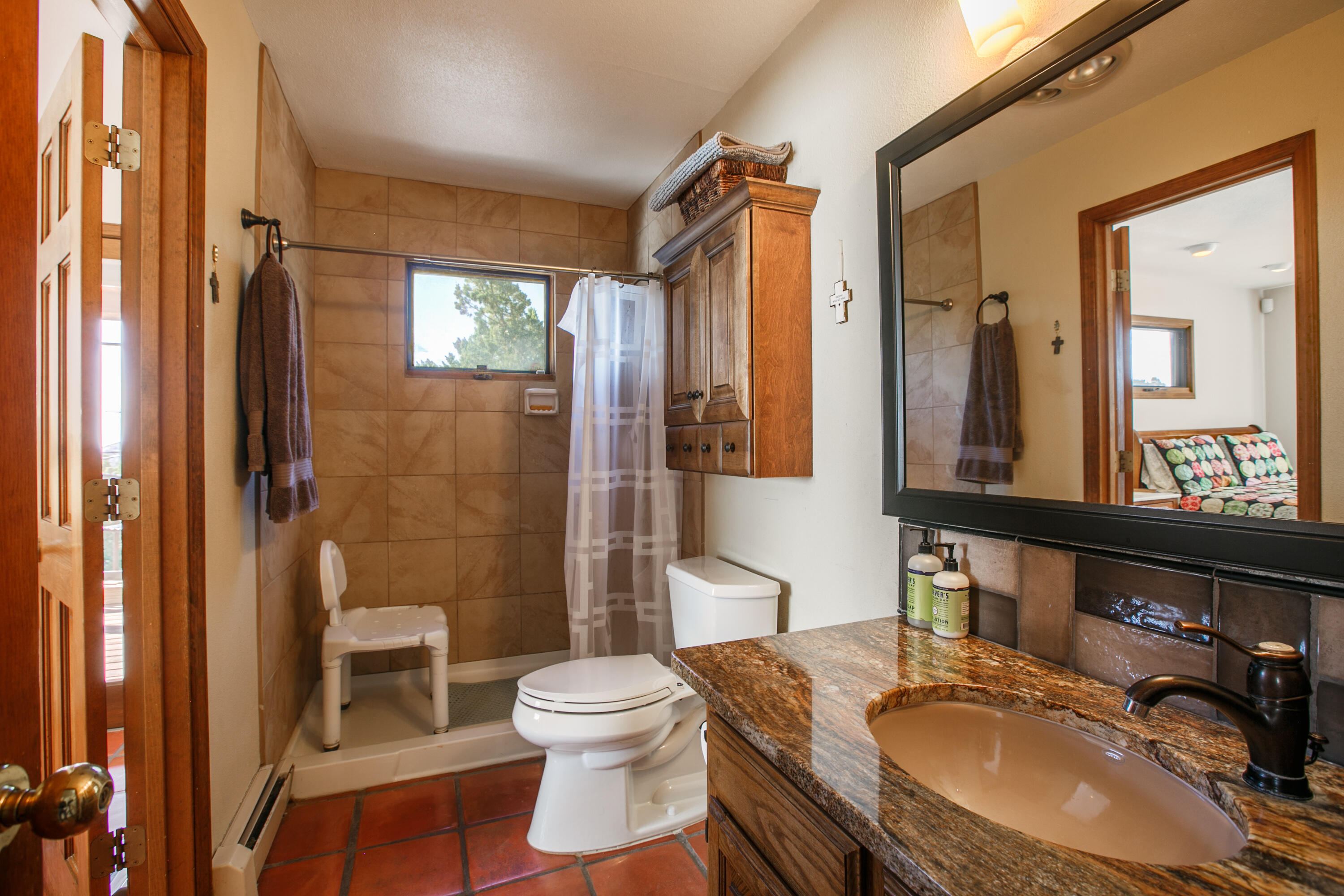 33 Cedar Hill Place NE