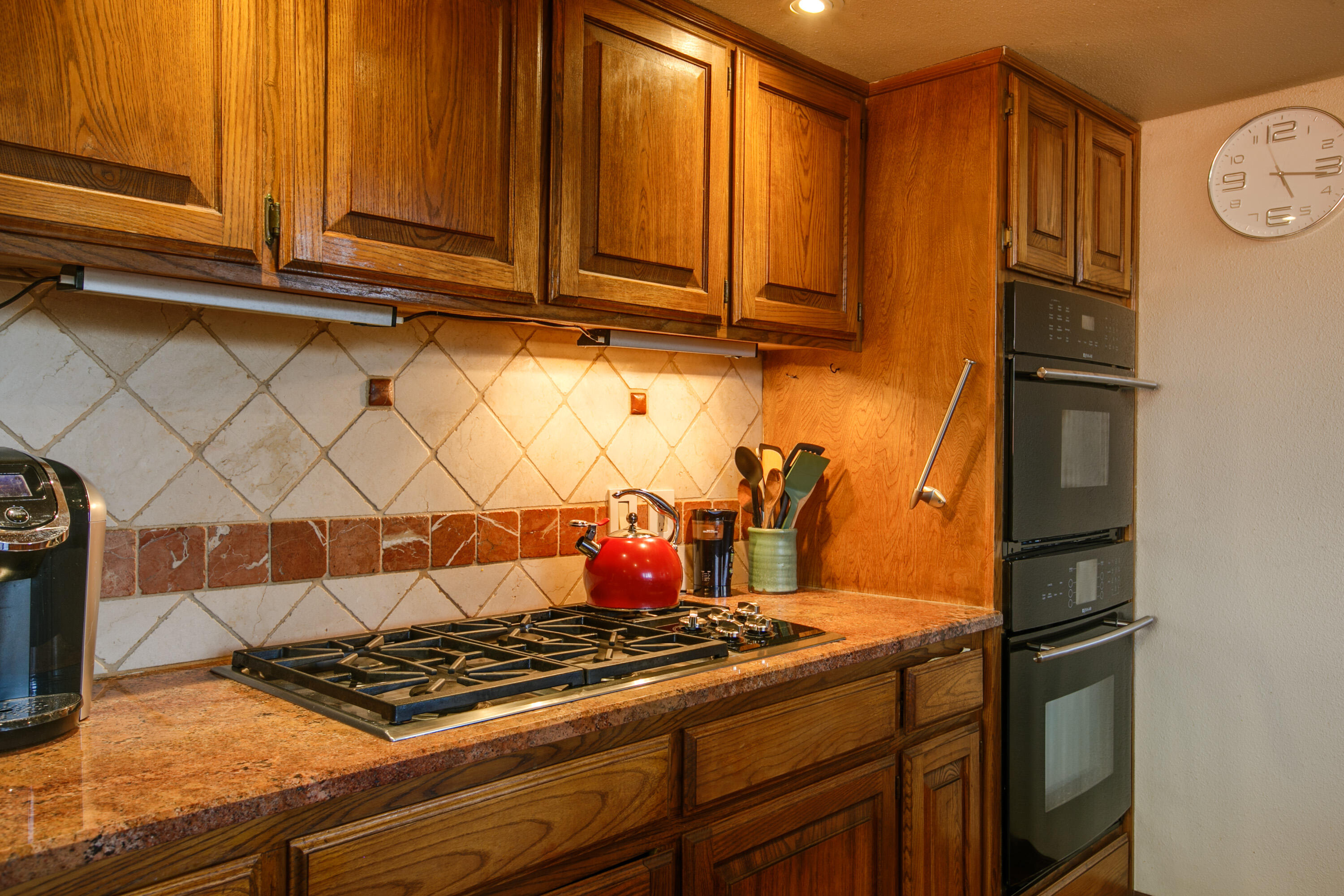 33 Cedar Hill Place NE