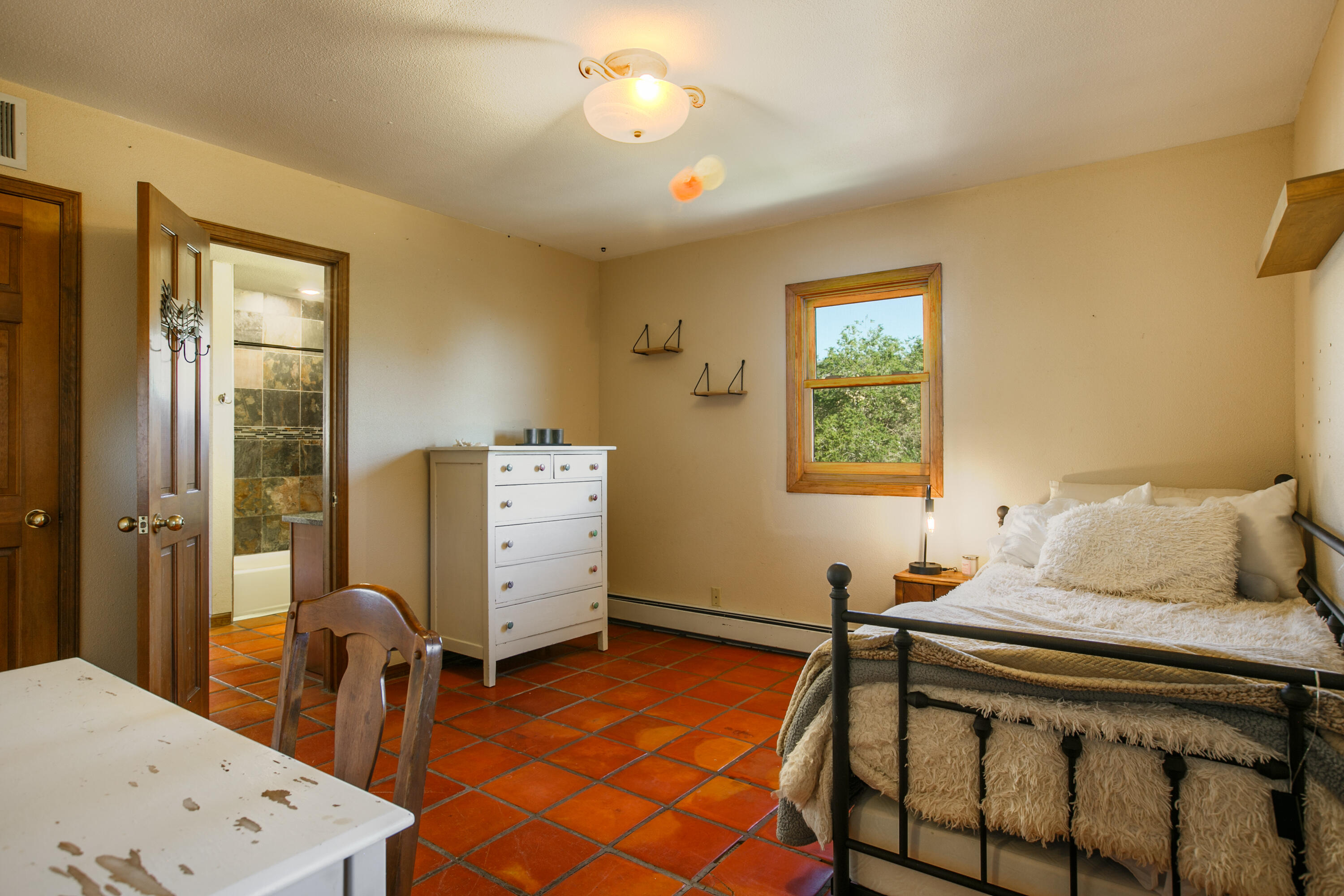 33 Cedar Hill Place NE