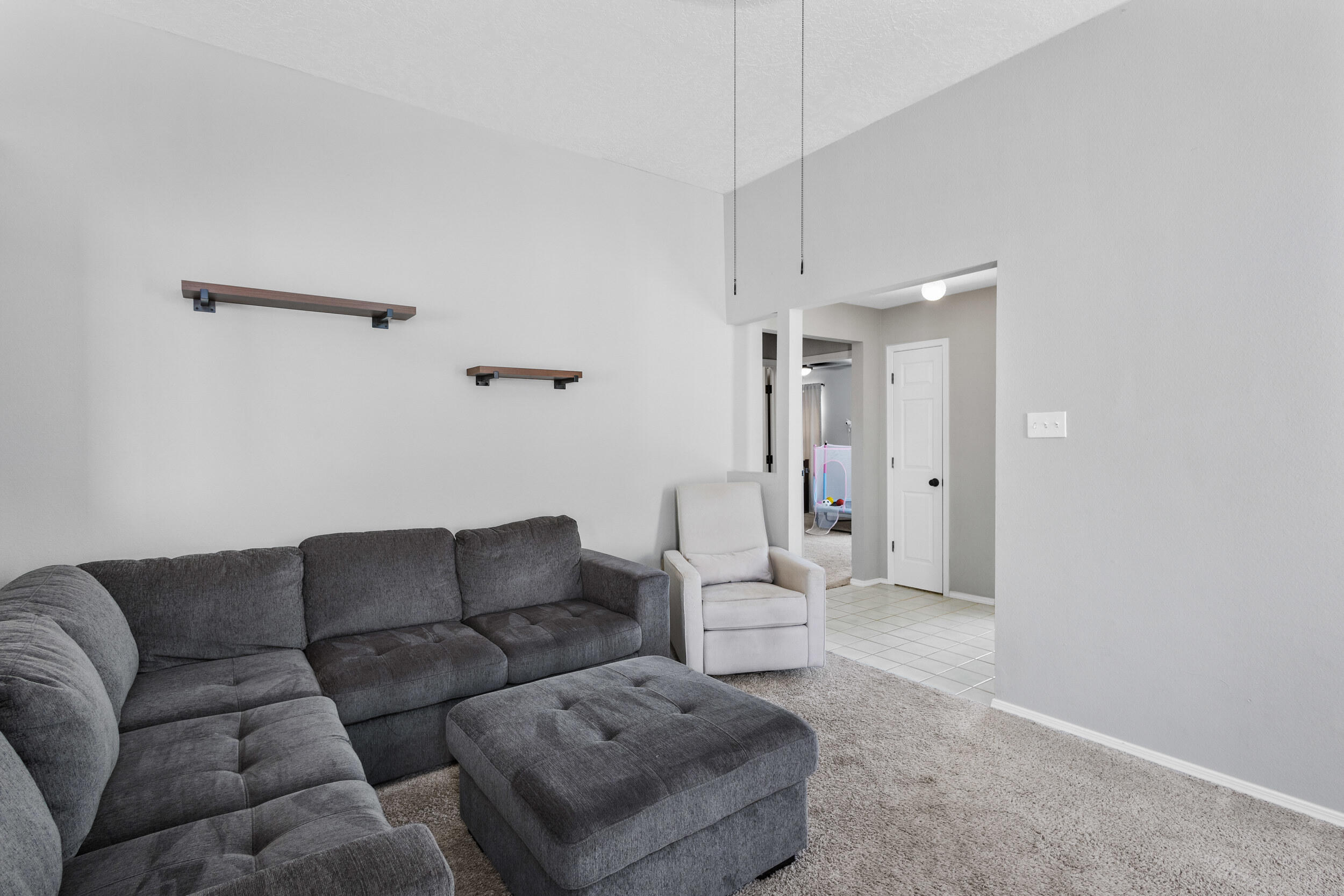 1705 Skyview Circle NE