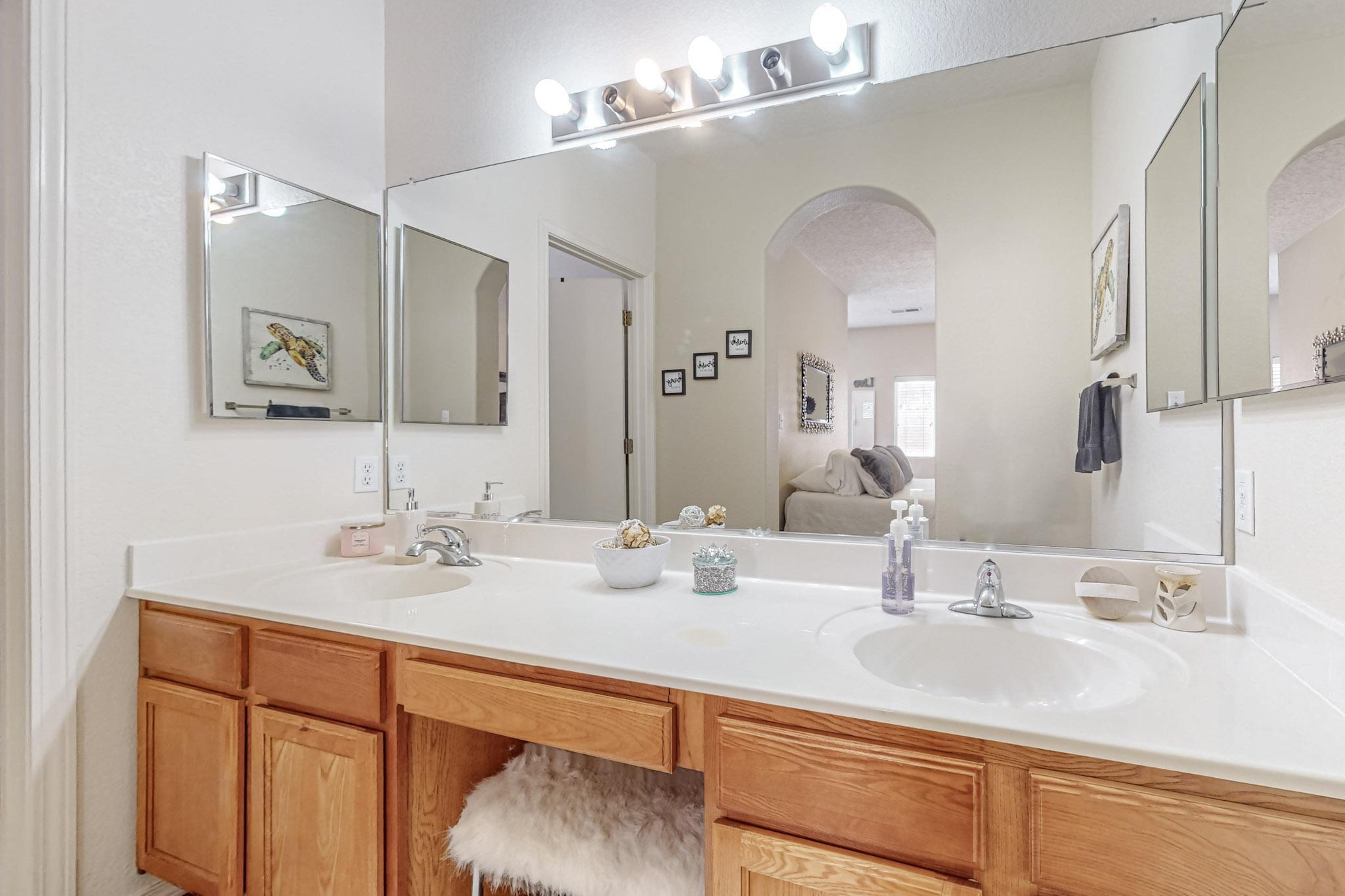 3119 Rio Senda Drive SW