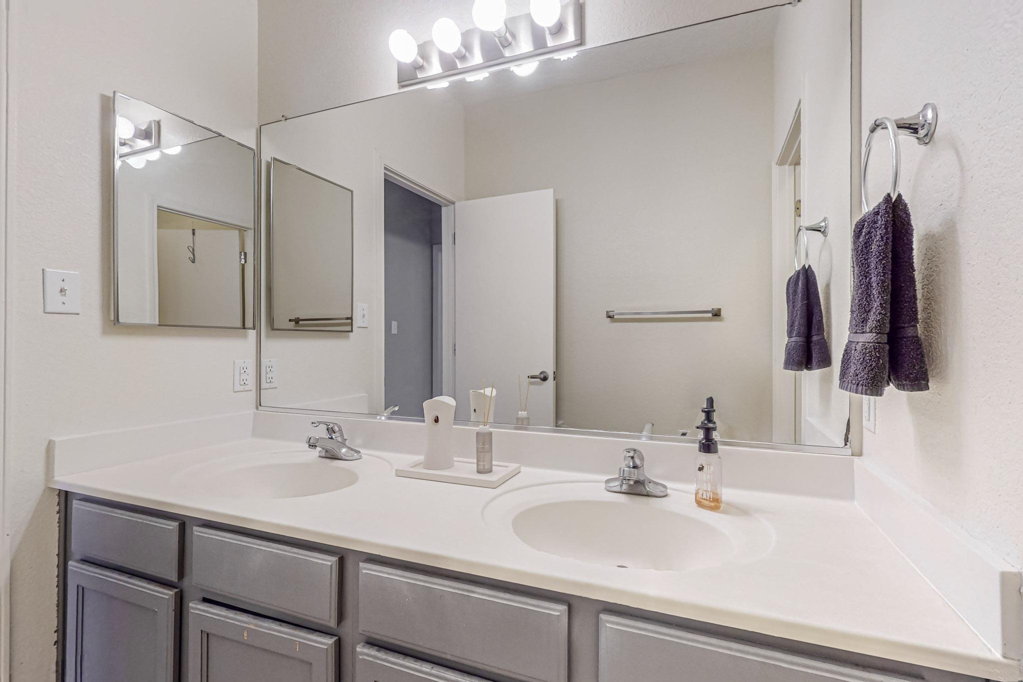 3119 Rio Senda Drive SW