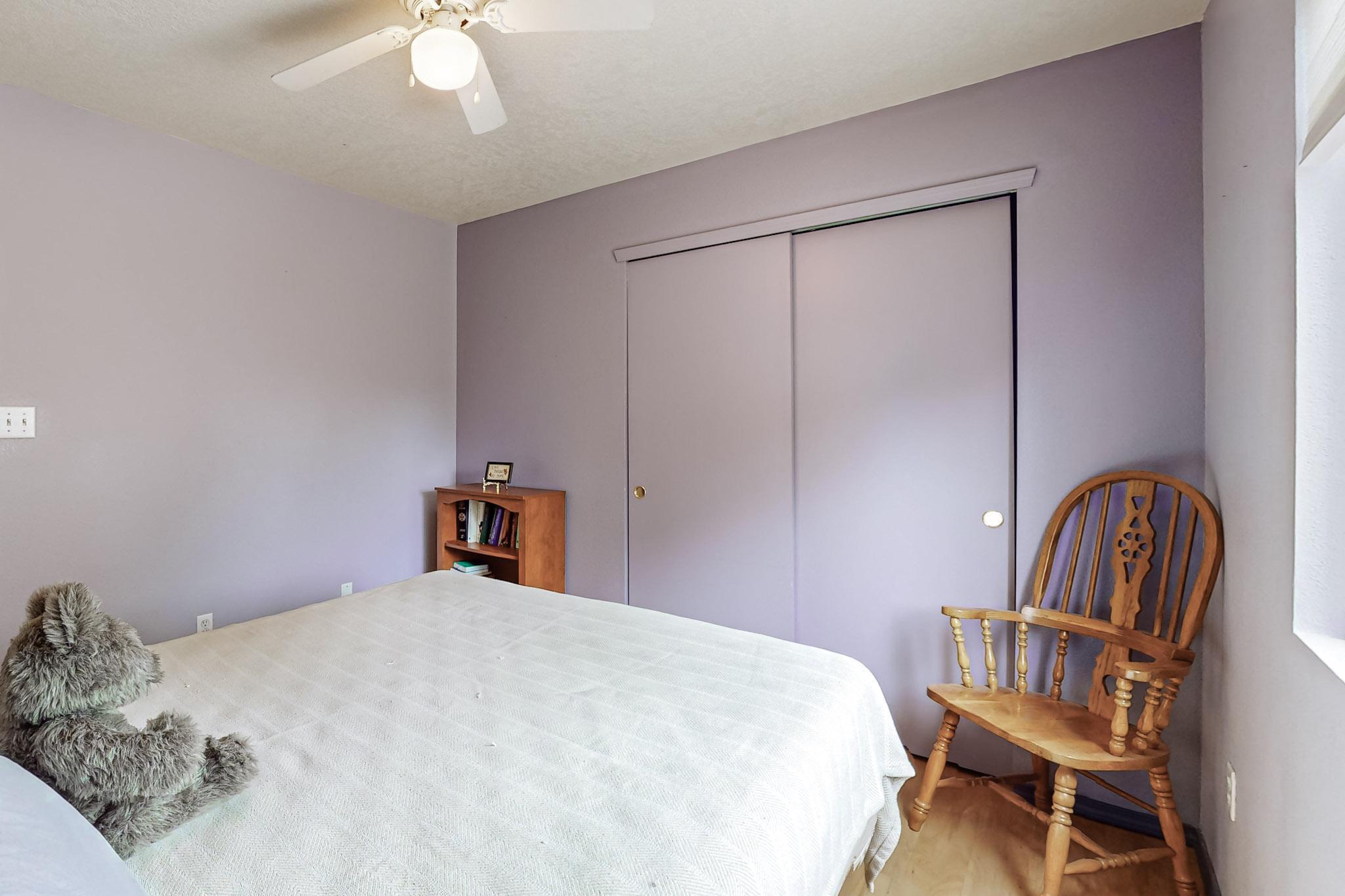 7200 Villa Tulipan NE