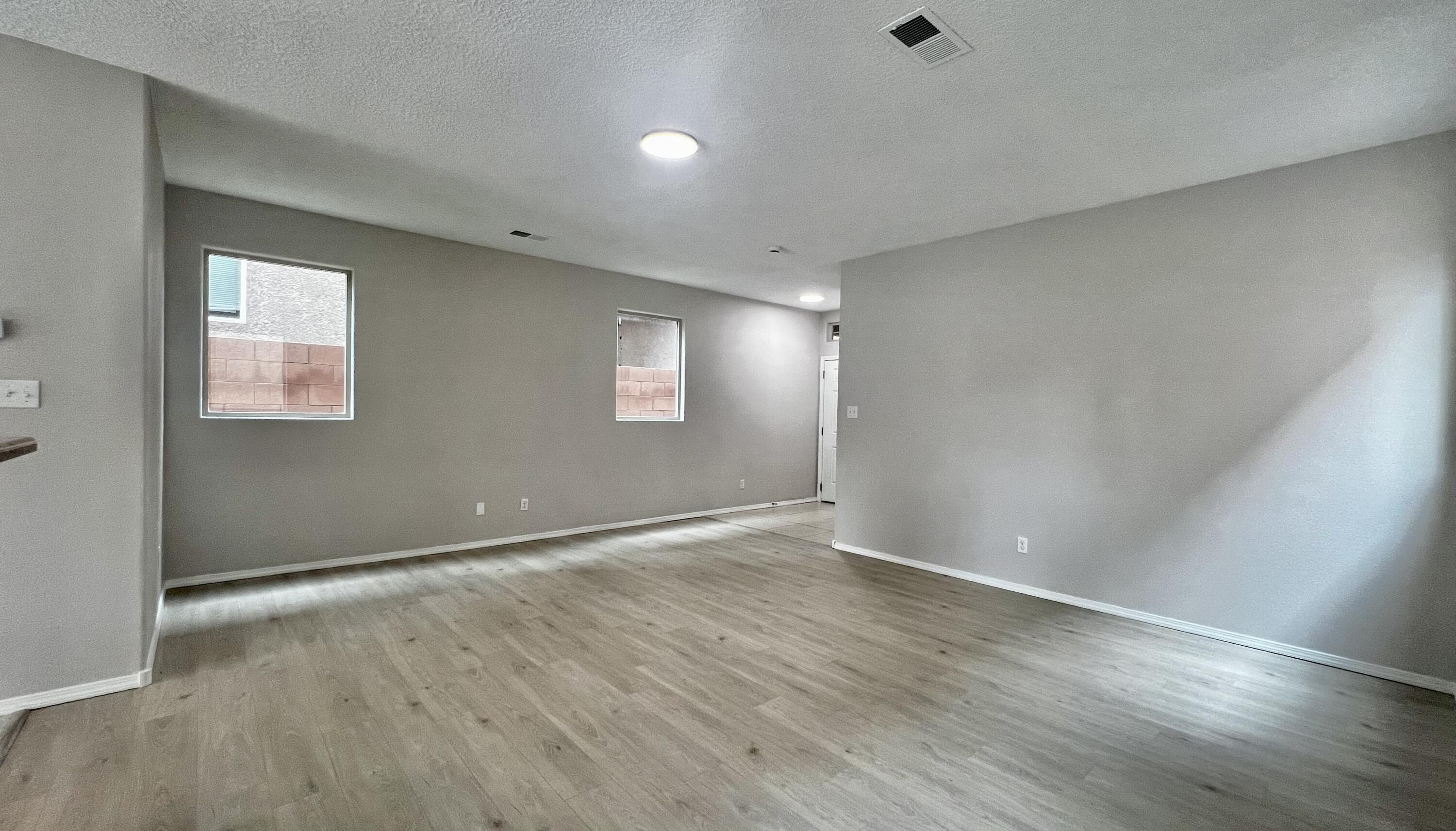 10632 Megafauna Road SW