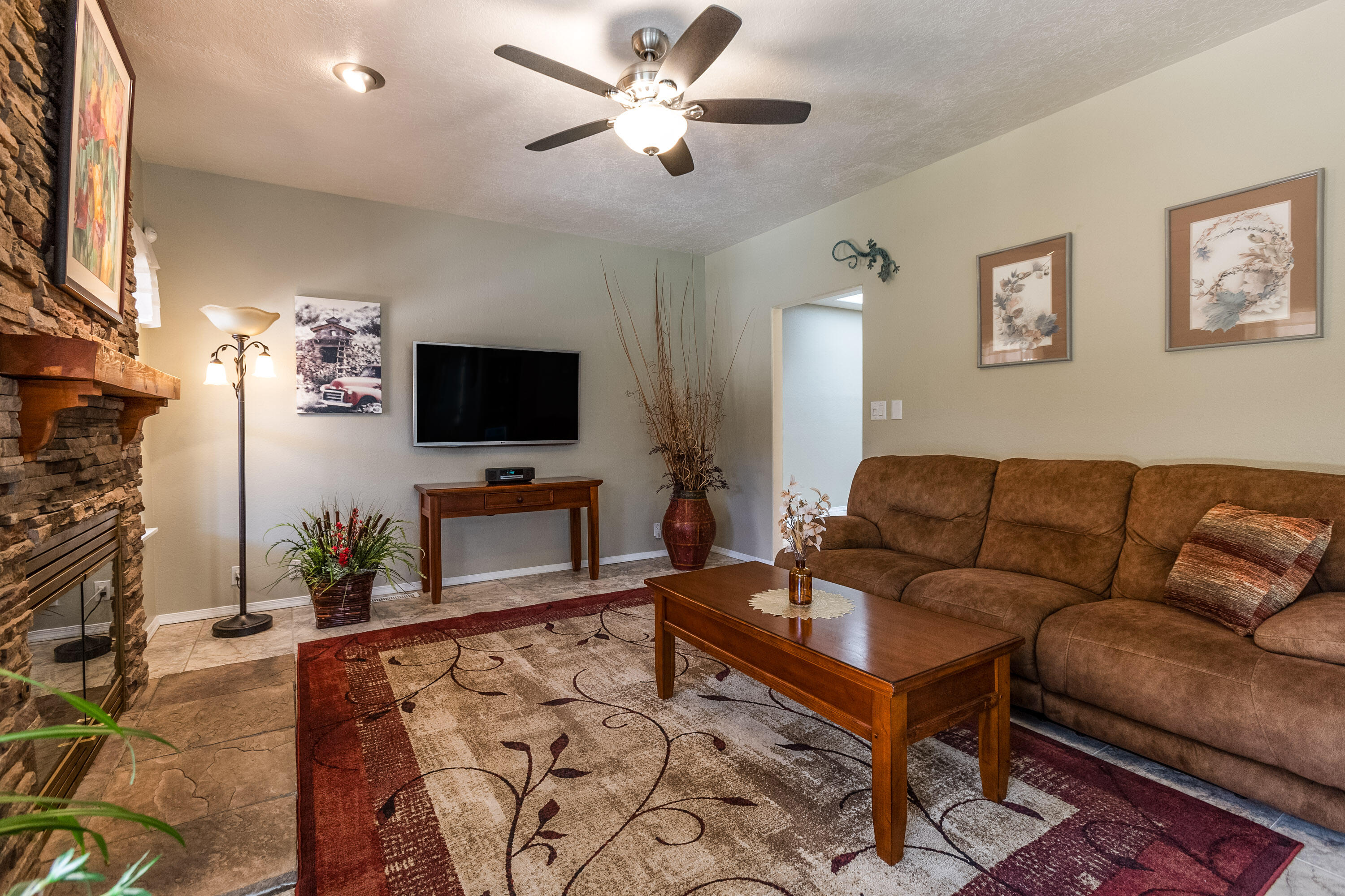1520 Archuleta Drive NE