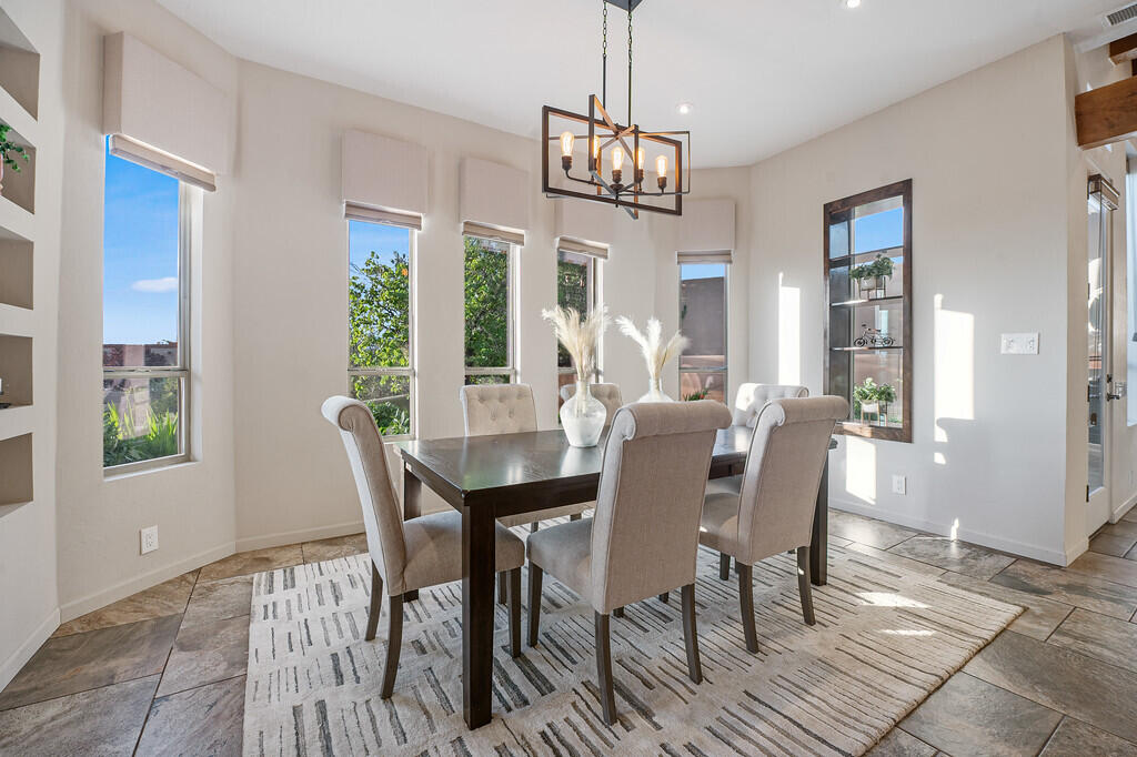 12909 Chitalpa Place NE