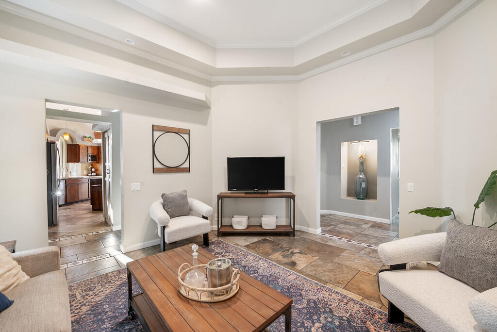 12909 Chitalpa Place NE