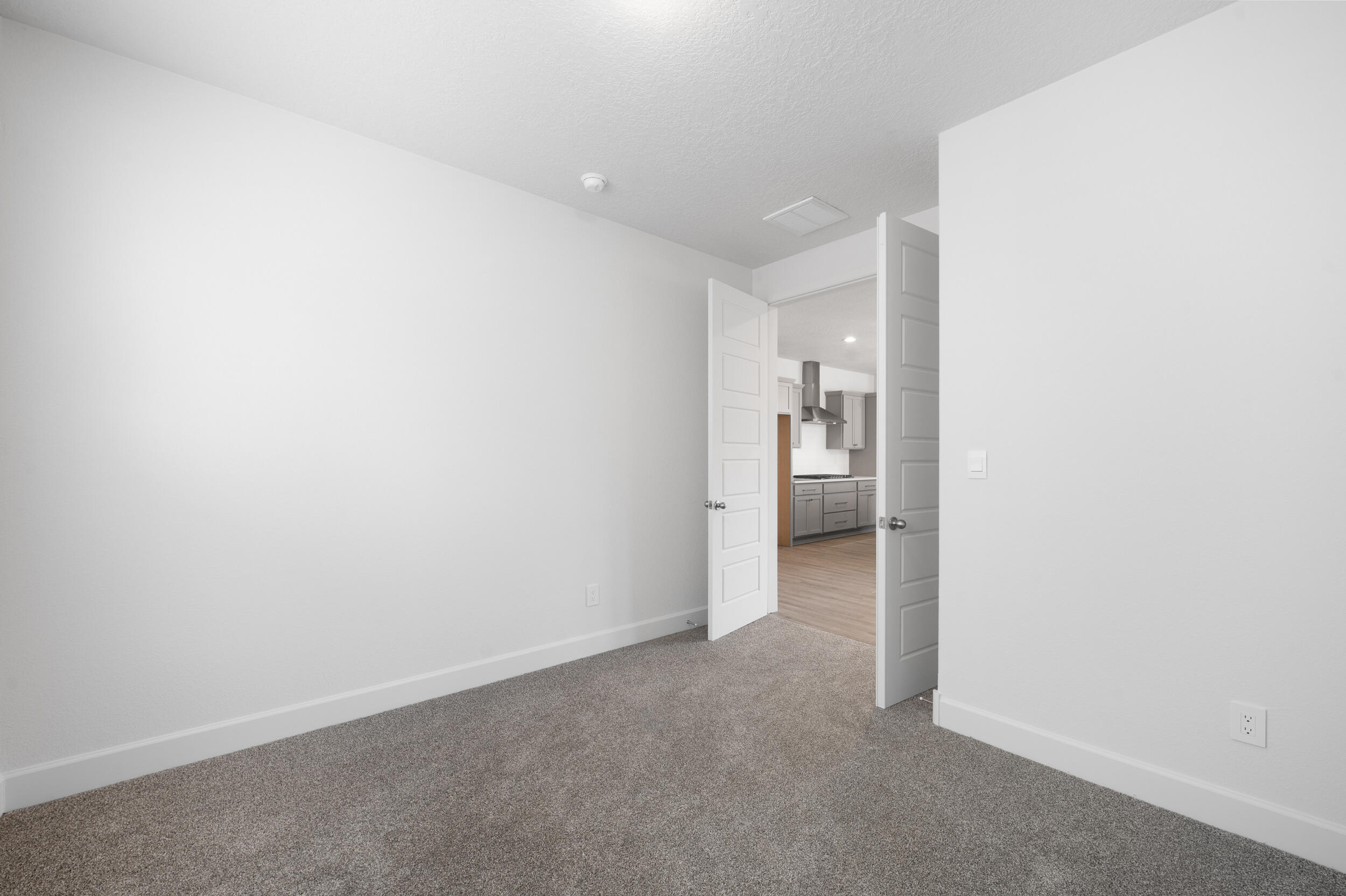 9818 Desert Lark Place NE