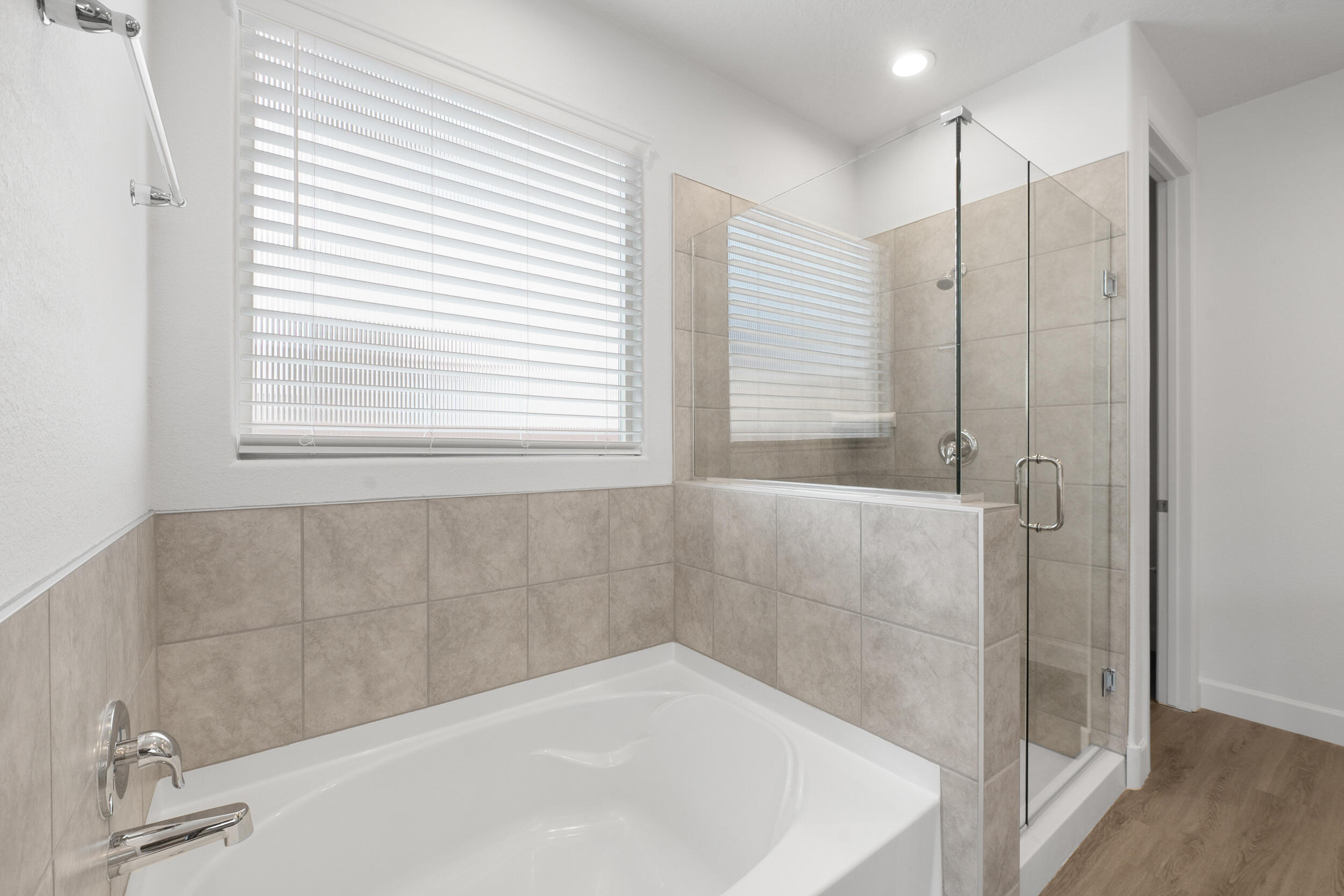 9818 Desert Lark Place NE