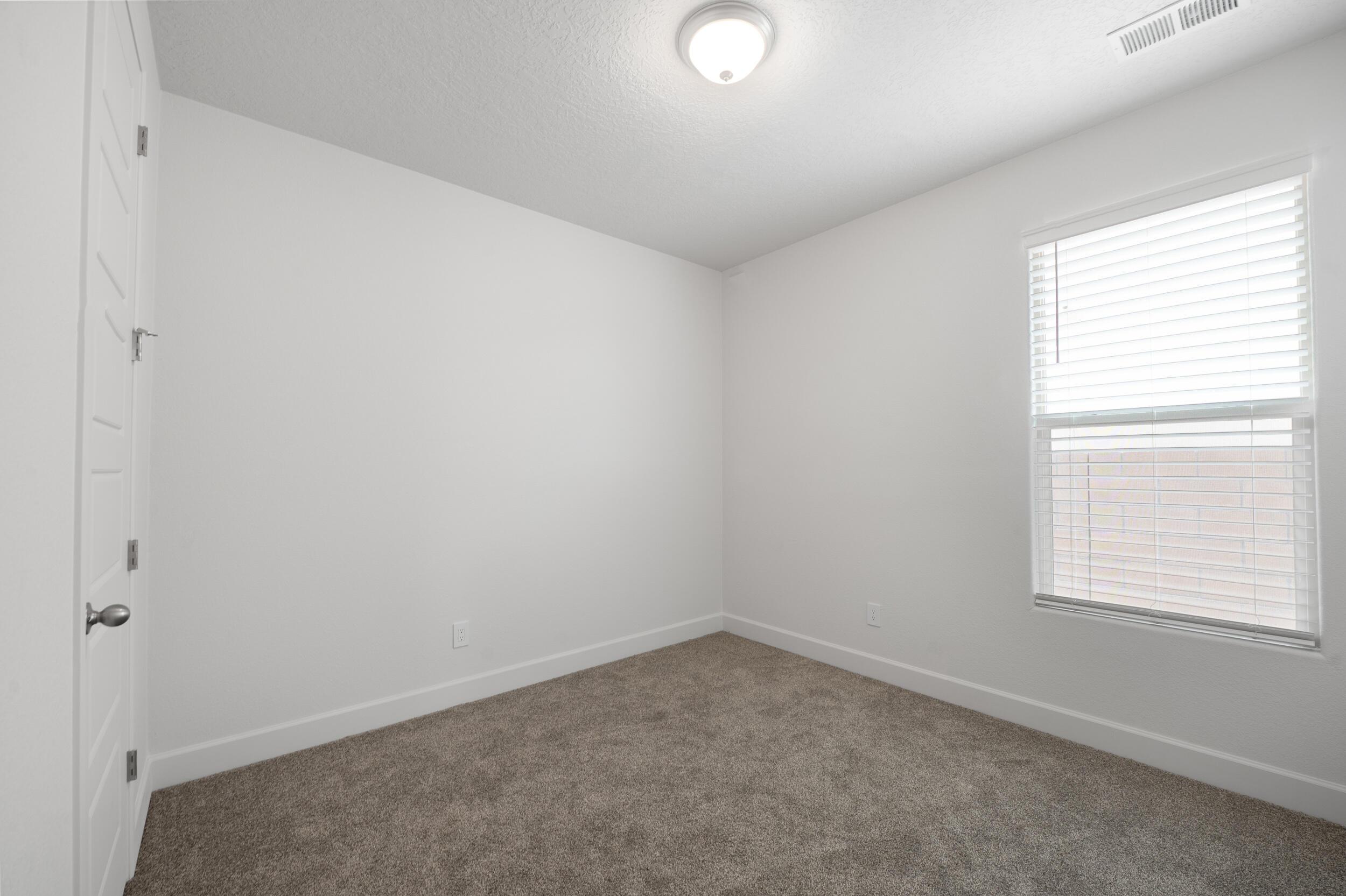 9818 Desert Lark Place NE