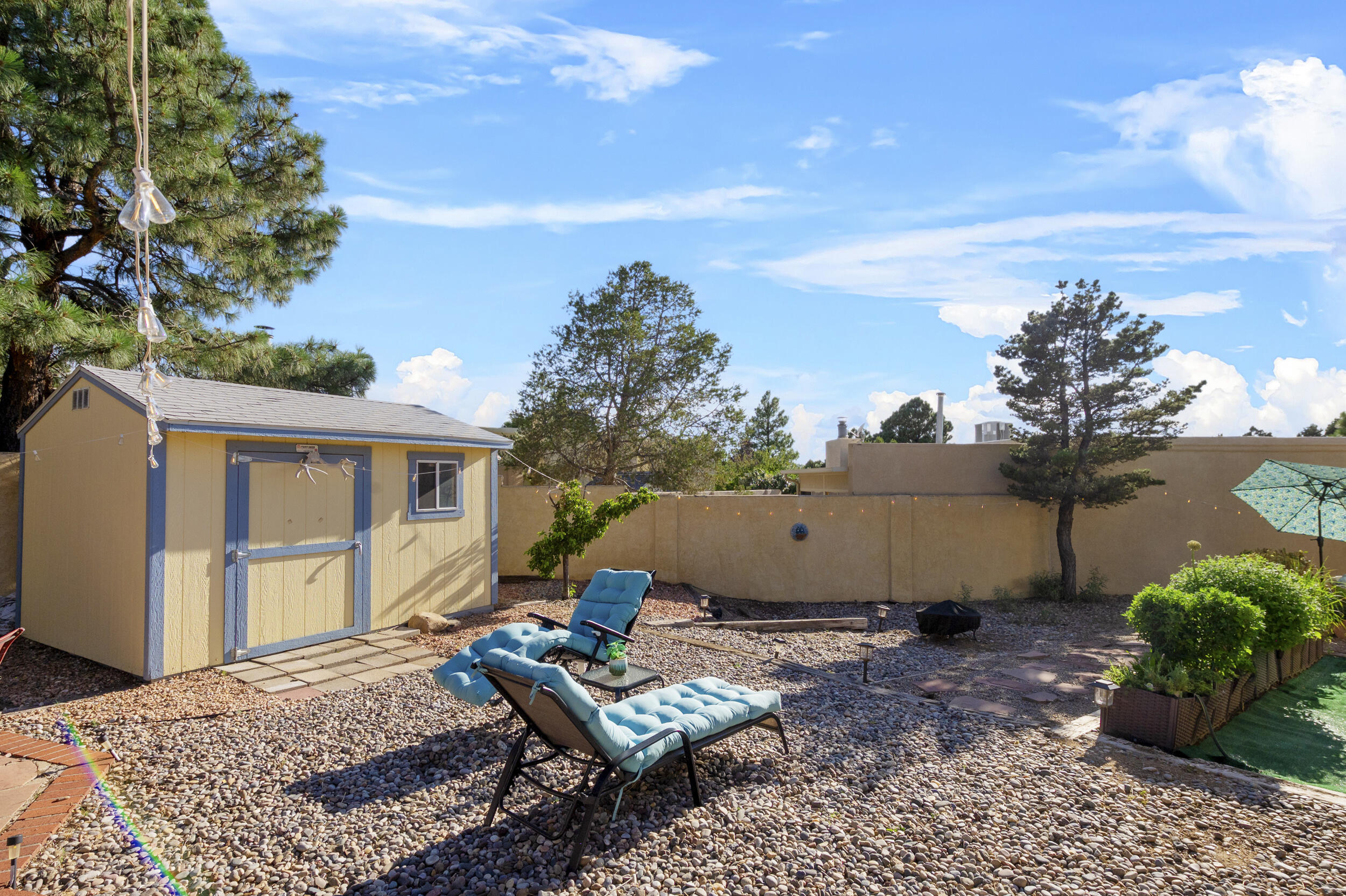 1942 Chandelle Loop NE