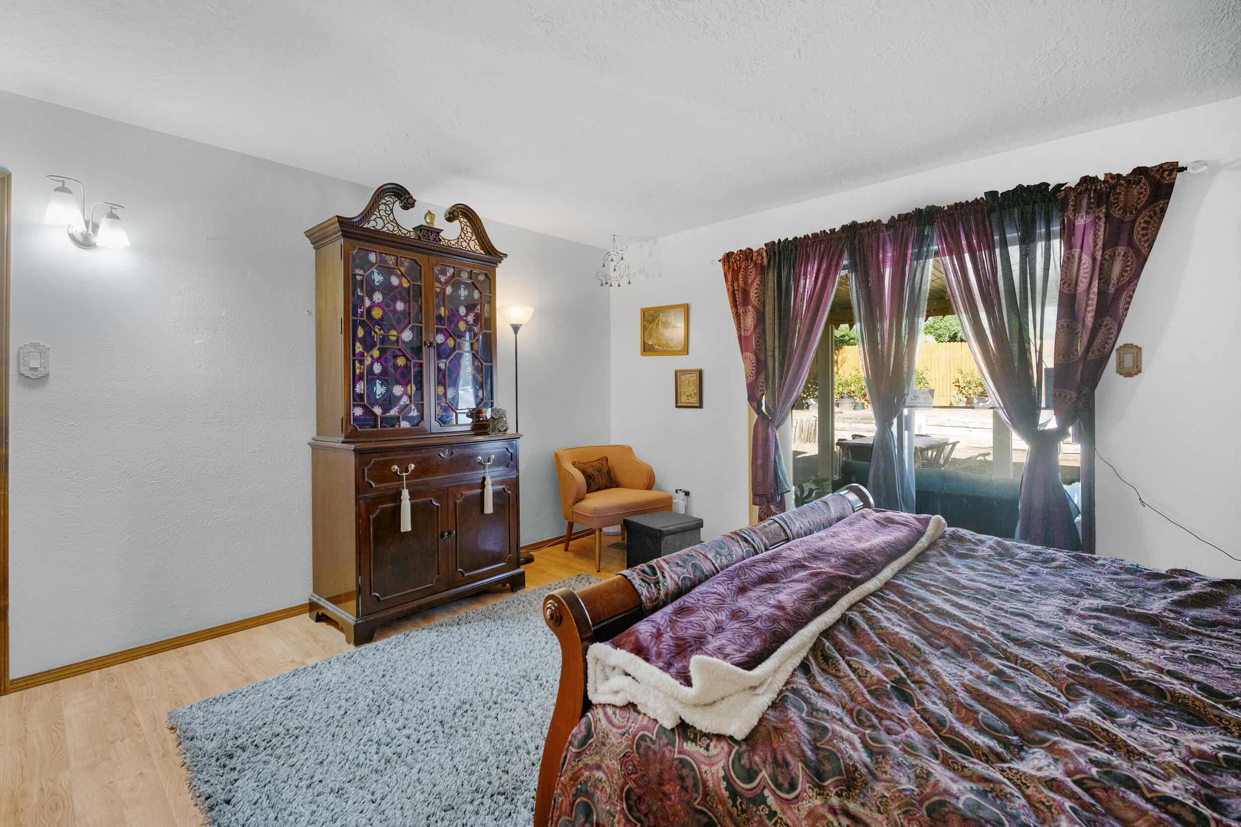 1942 Chandelle Loop NE