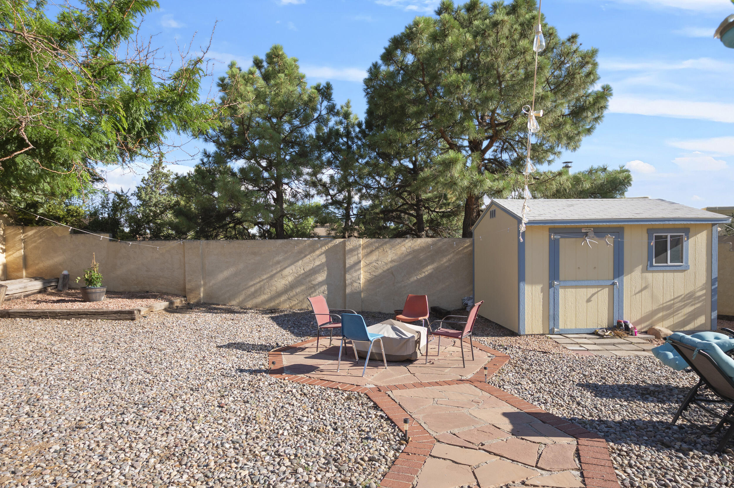 1942 Chandelle Loop NE