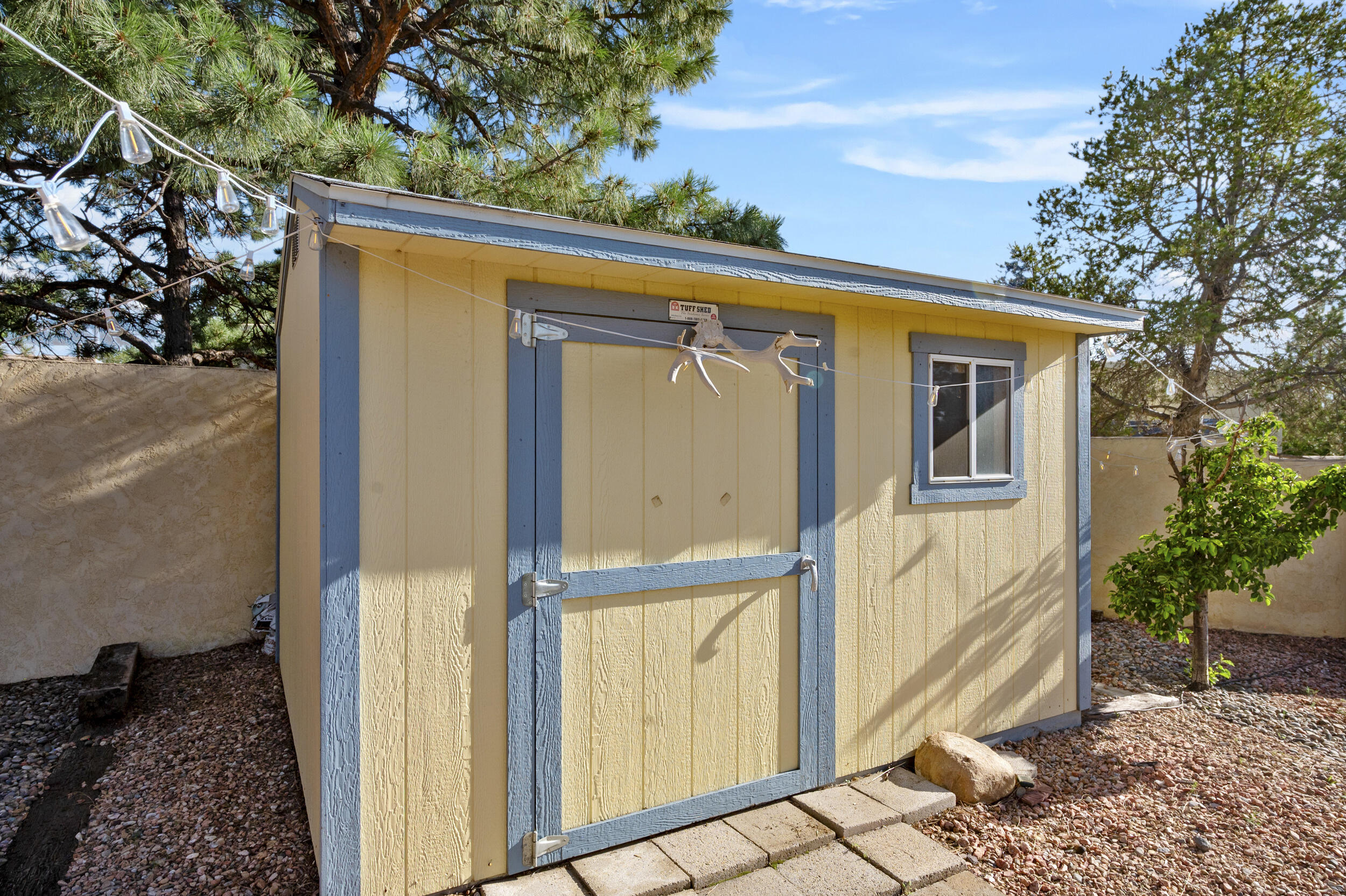 1942 Chandelle Loop NE