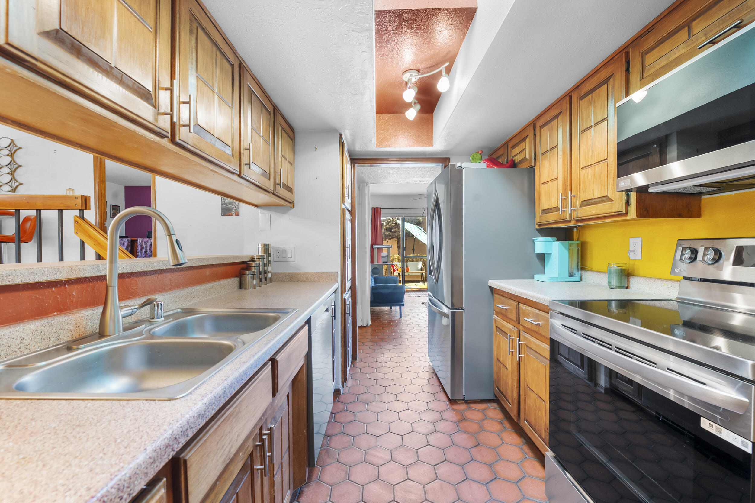 1942 Chandelle Loop NE