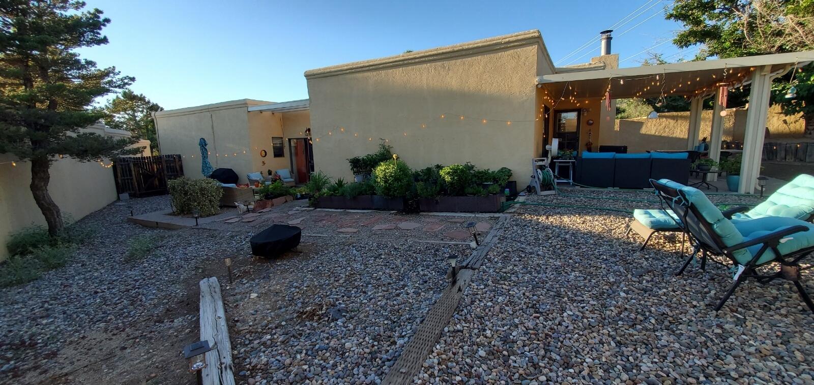 1942 Chandelle Loop NE