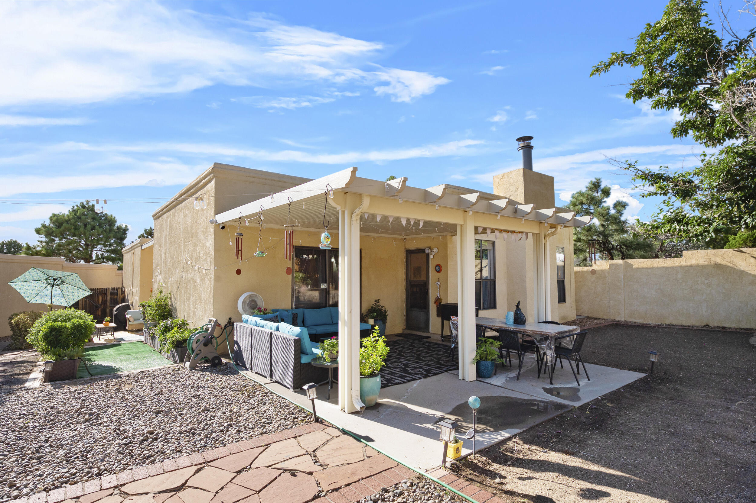 1942 Chandelle Loop NE