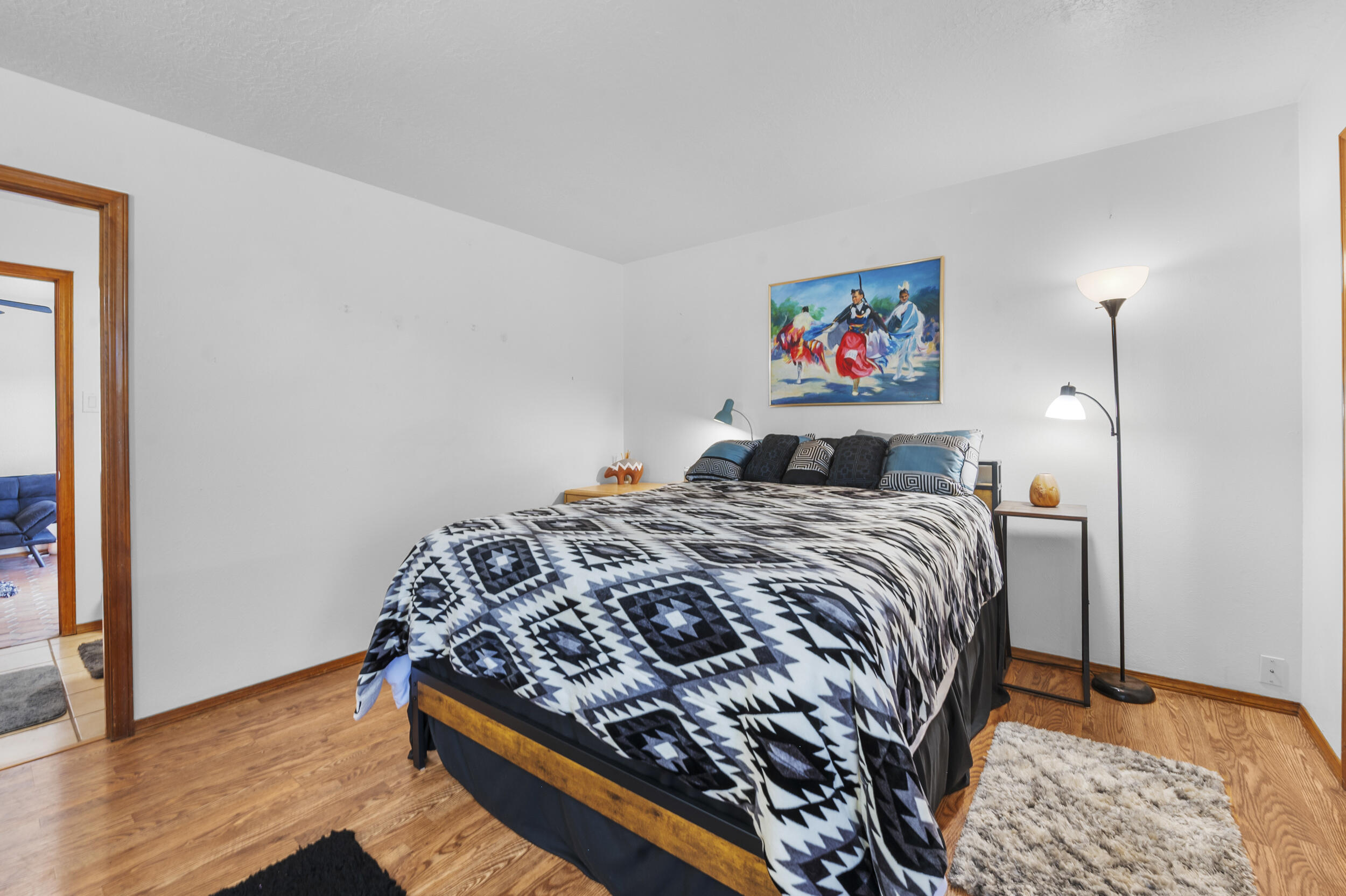 1942 Chandelle Loop NE