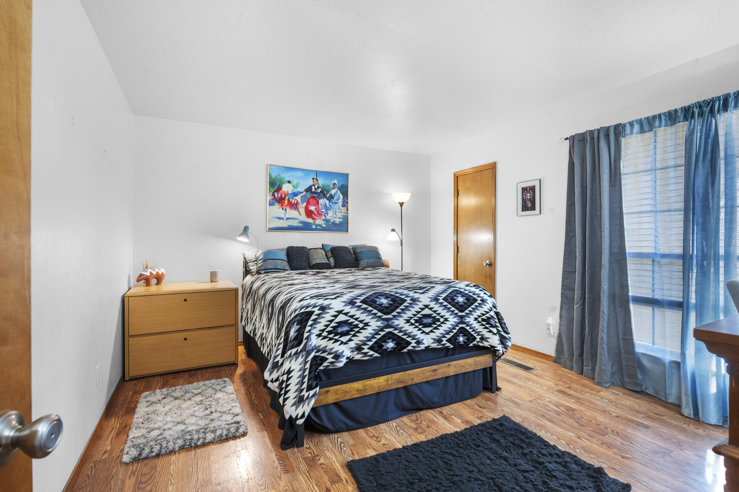 1942 Chandelle Loop NE