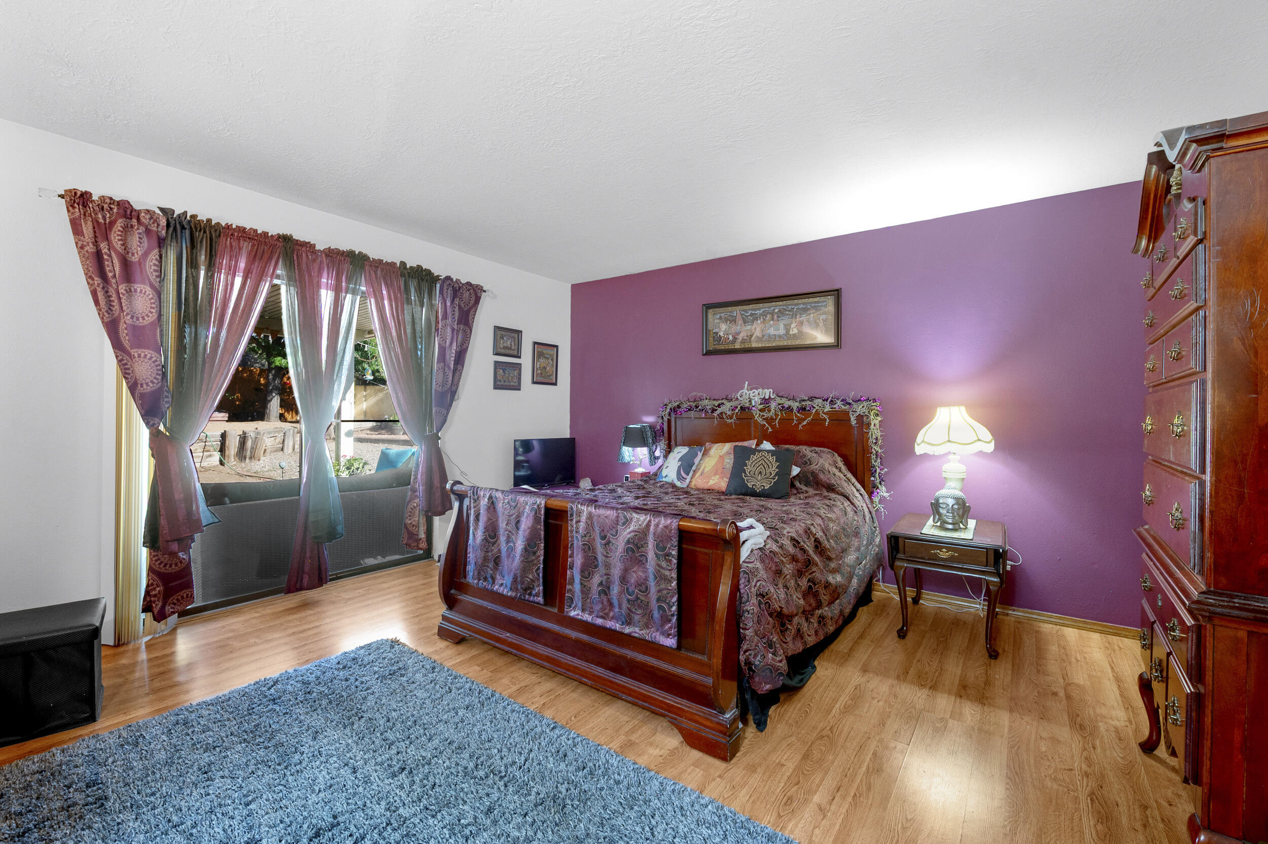 1942 Chandelle Loop NE