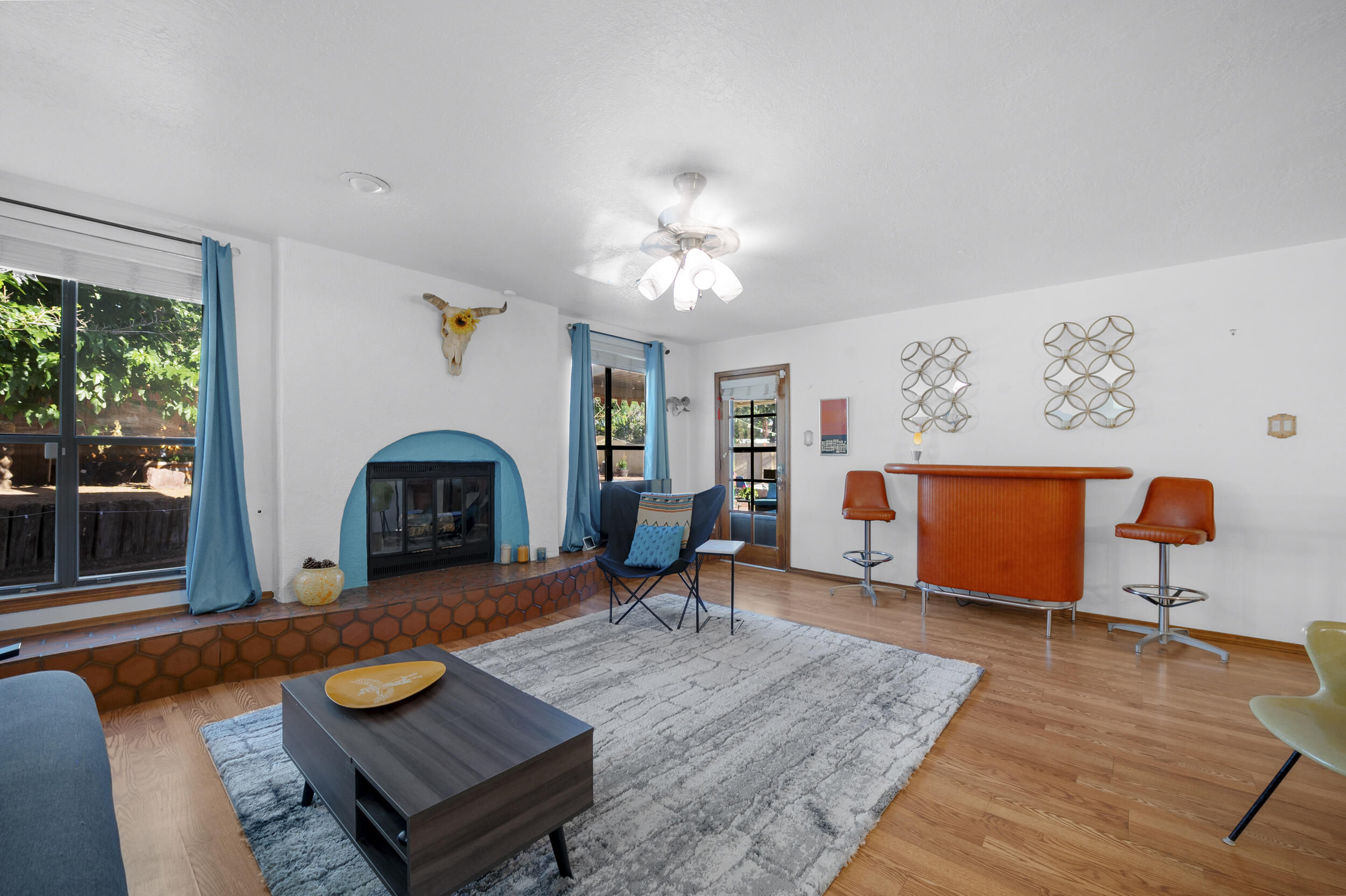 1942 Chandelle Loop NE