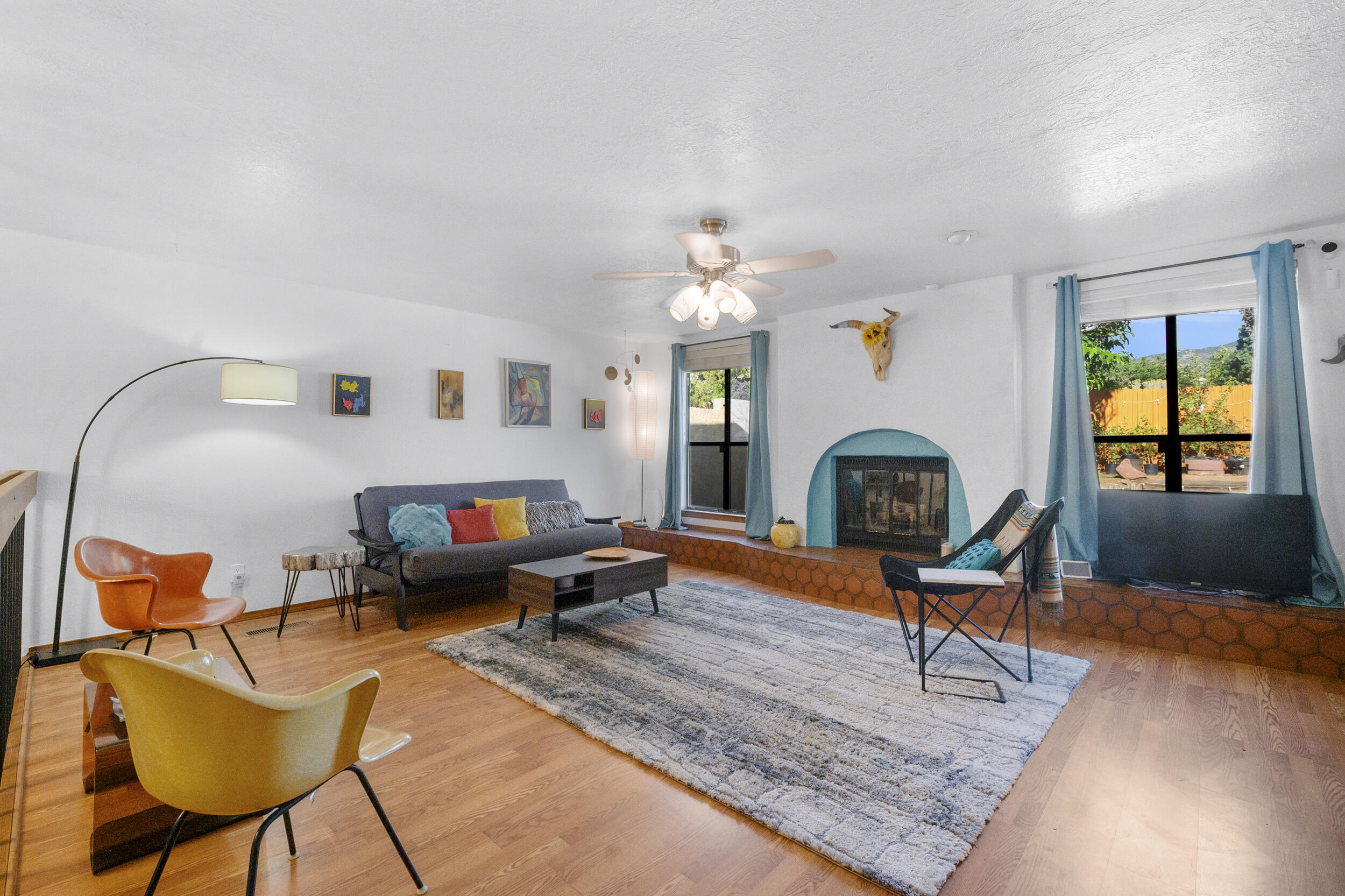 1942 Chandelle Loop NE