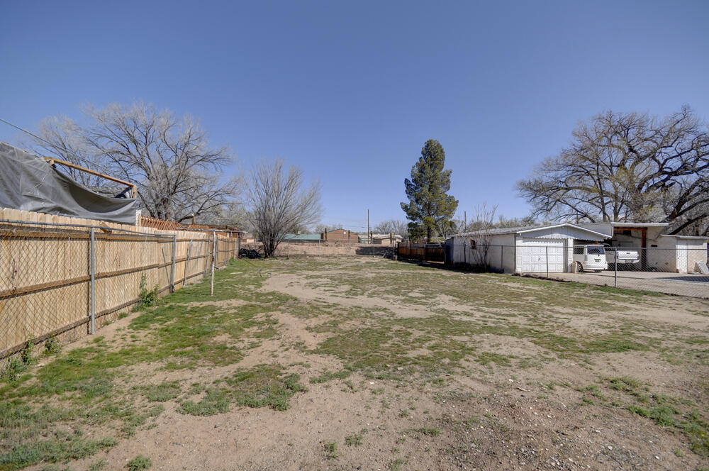 1219 Cerro Vista Road SW